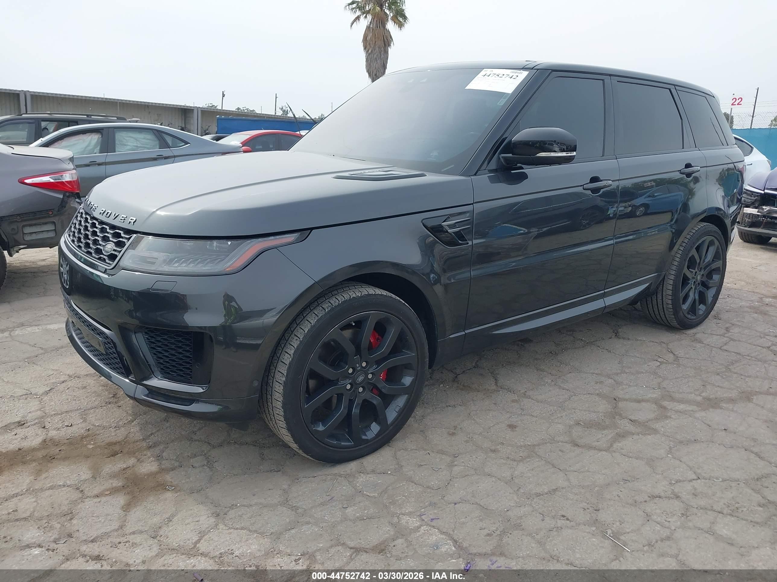 LAND ROVER image 2
