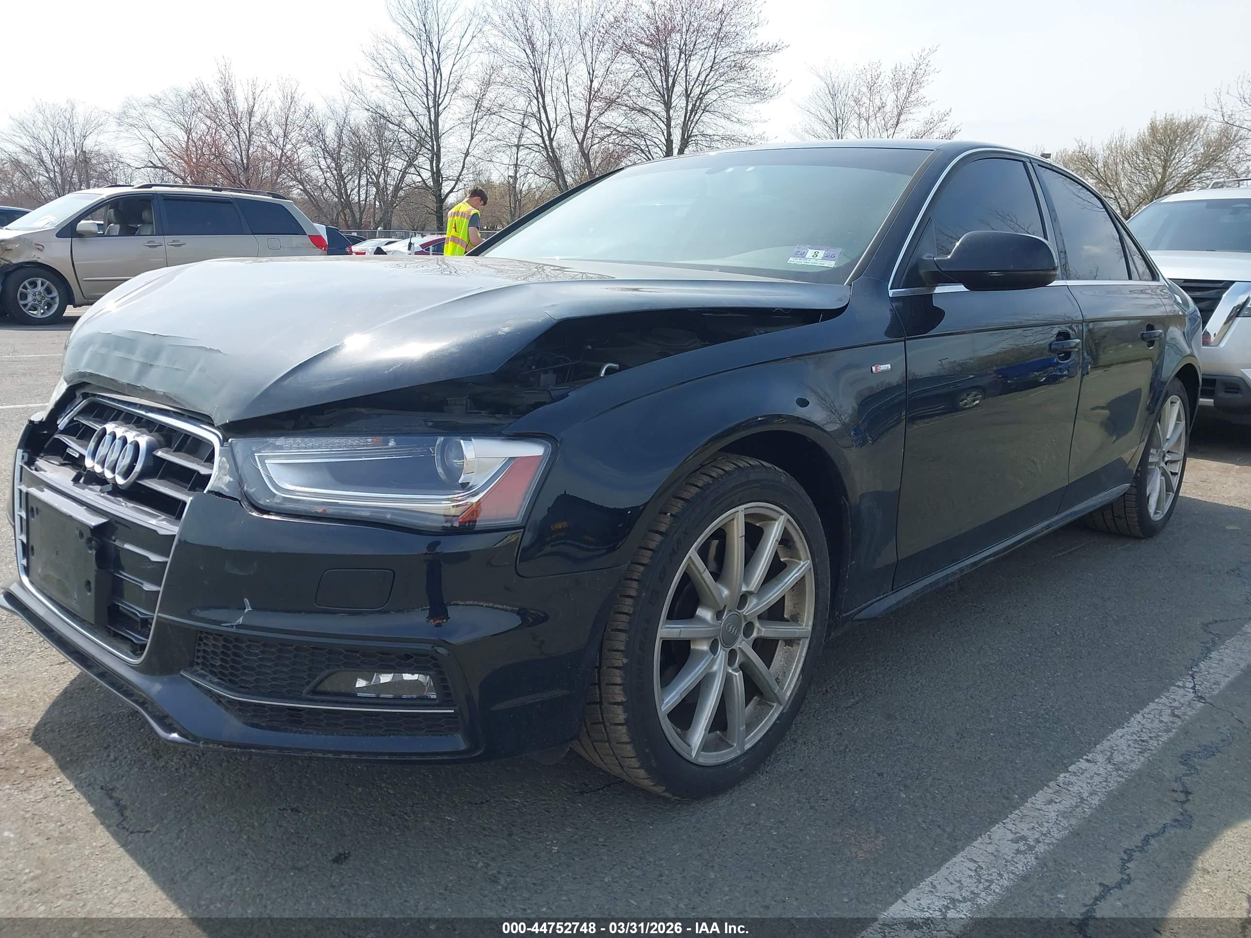 AUDI A4 image 2