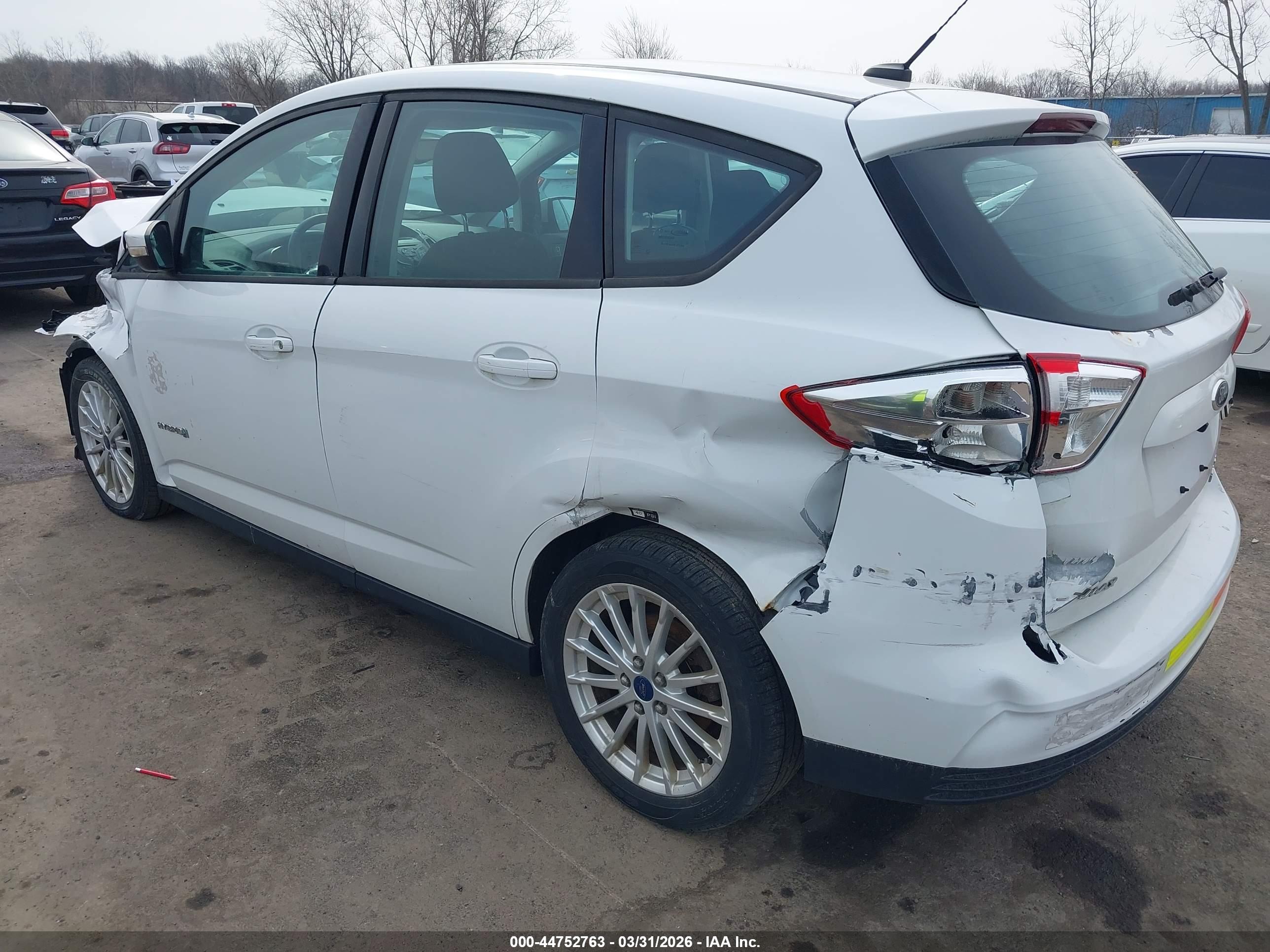 FORD C-MAX image 3