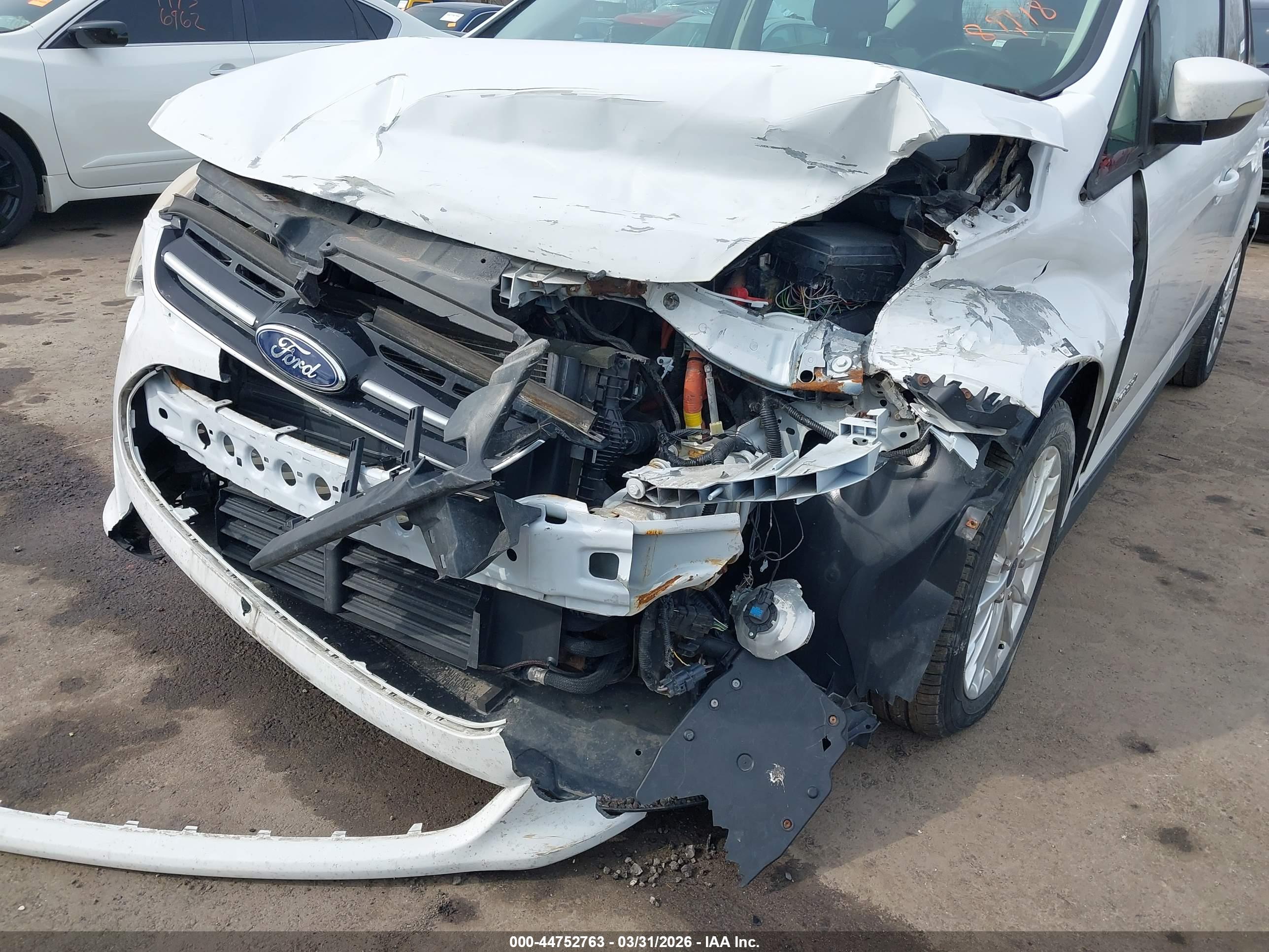 FORD C-MAX image 6