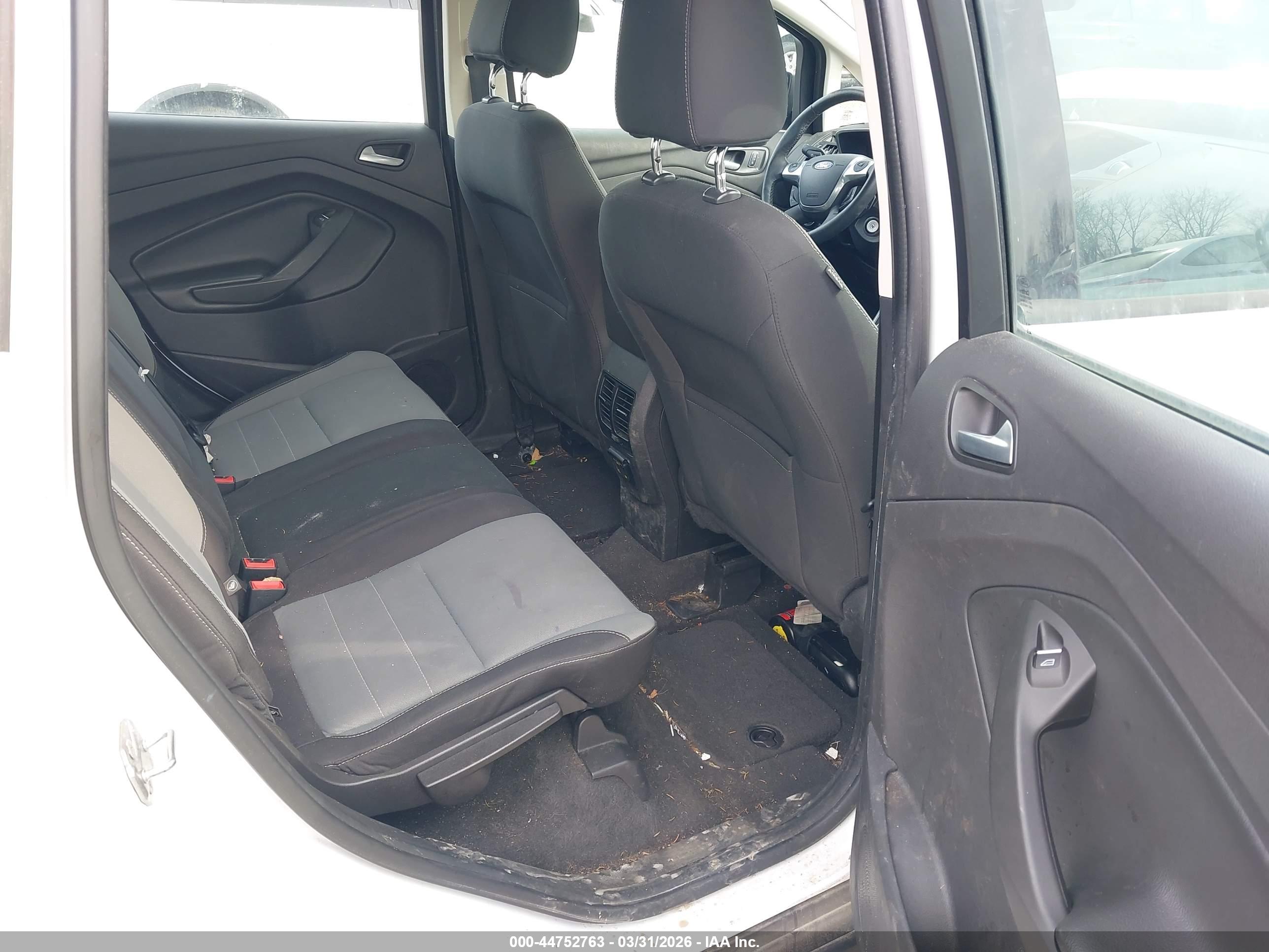 FORD C-MAX image 8