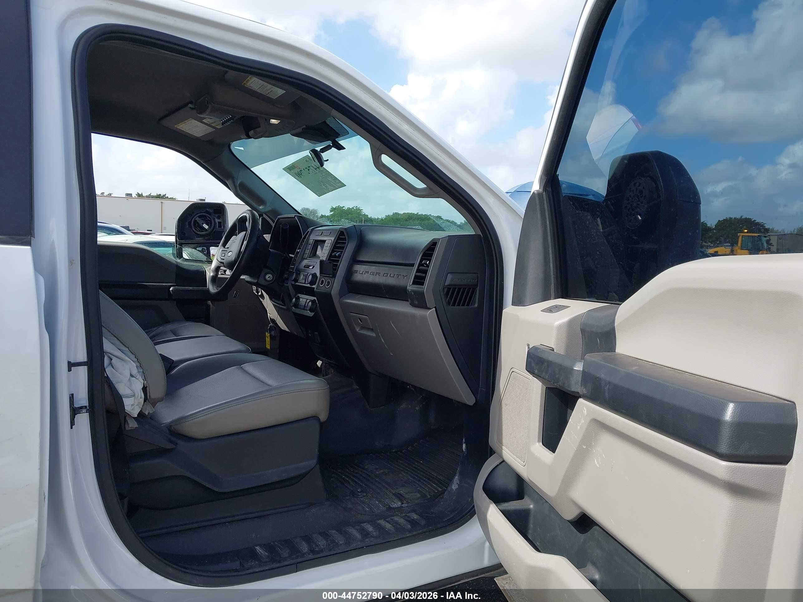 FORD F-350 image 8