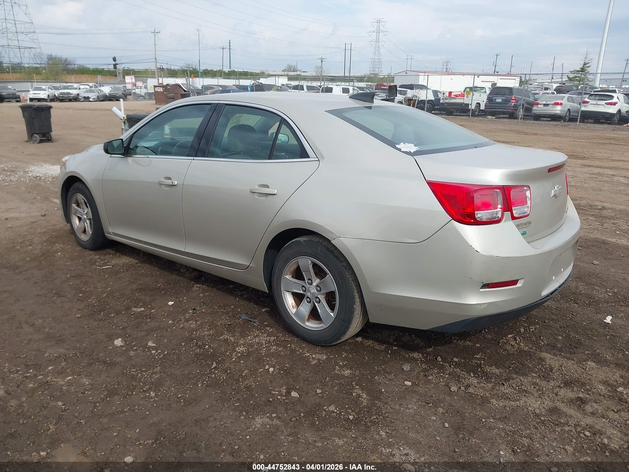 CHEVROLET MALIBU image 3
