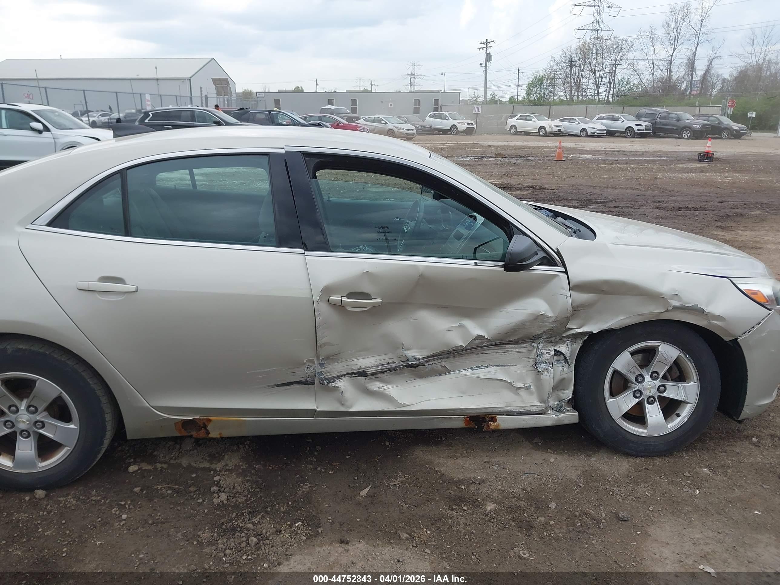 CHEVROLET MALIBU image 6
