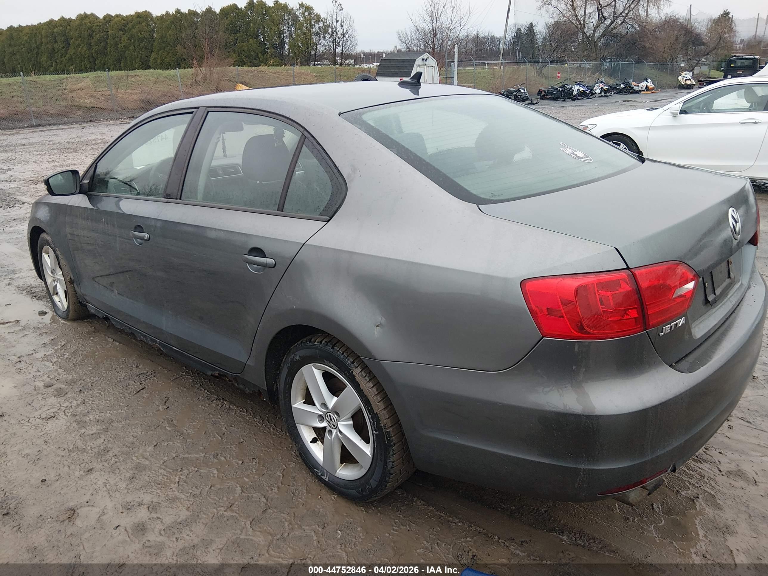 VOLKSWAGEN JETTA image 3