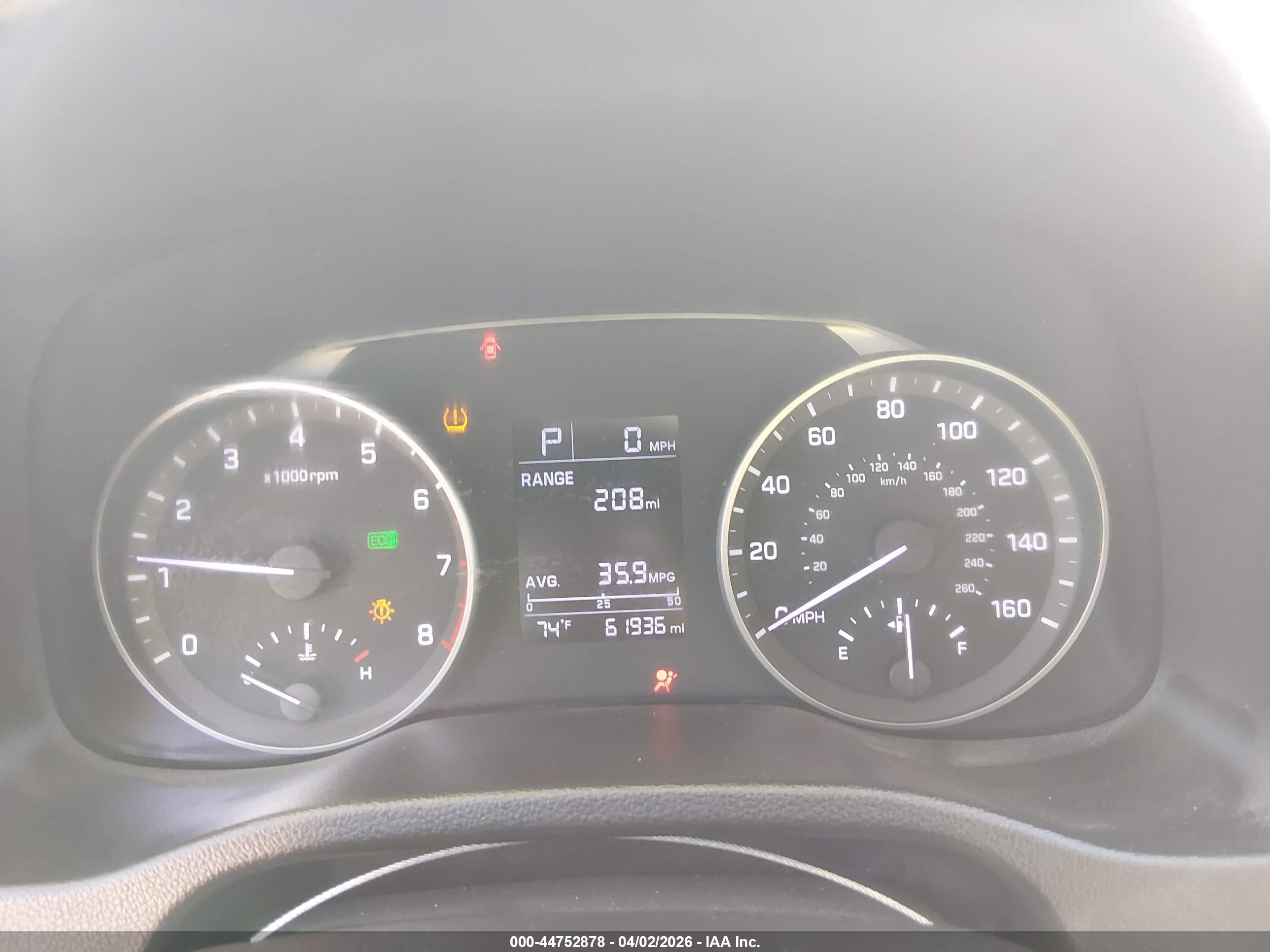 HYUNDAI ELANTRA image 7