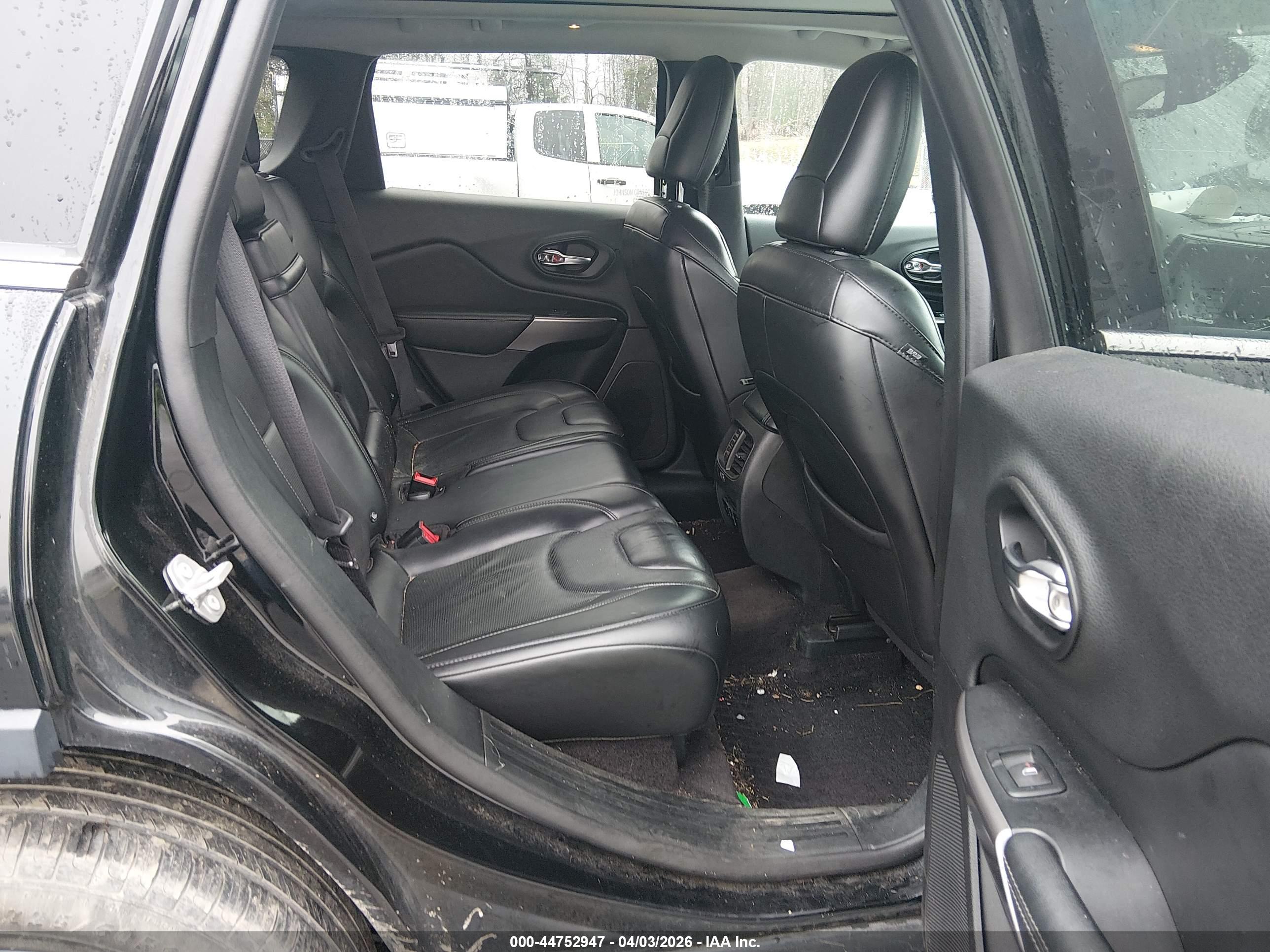 JEEP CHEROKEE image 8