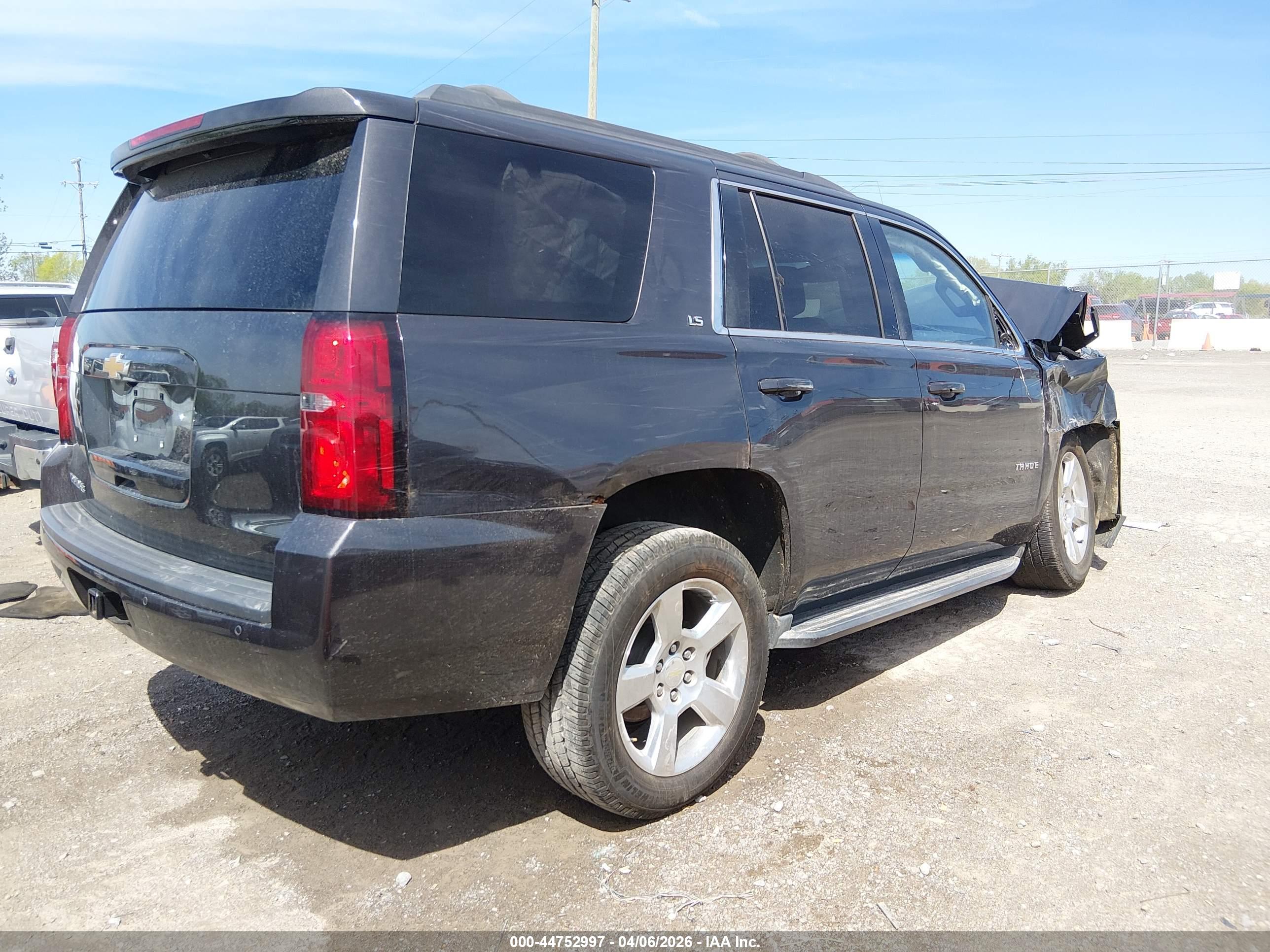 CHEVROLET TAHOE image 4