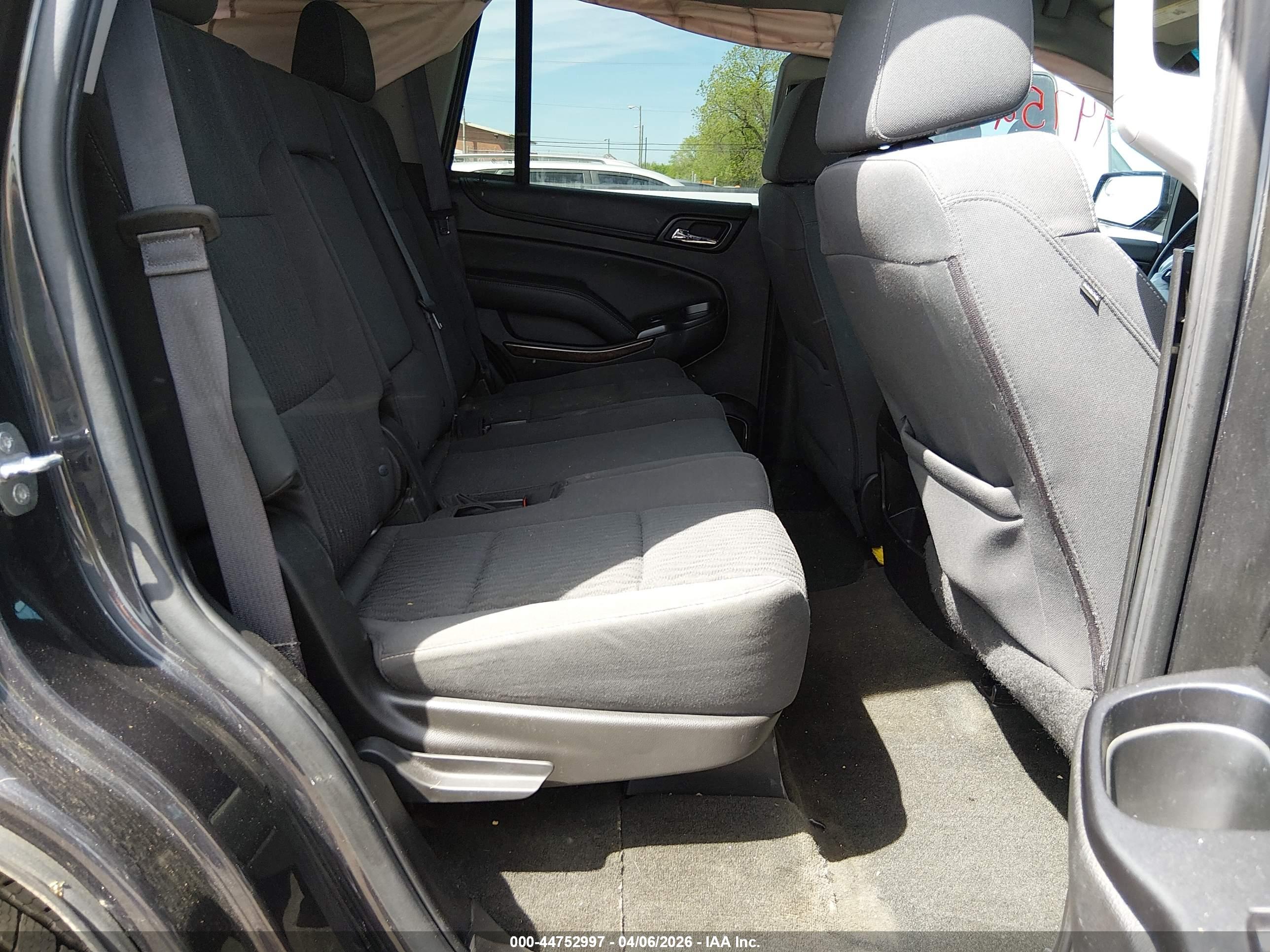 CHEVROLET TAHOE image 8