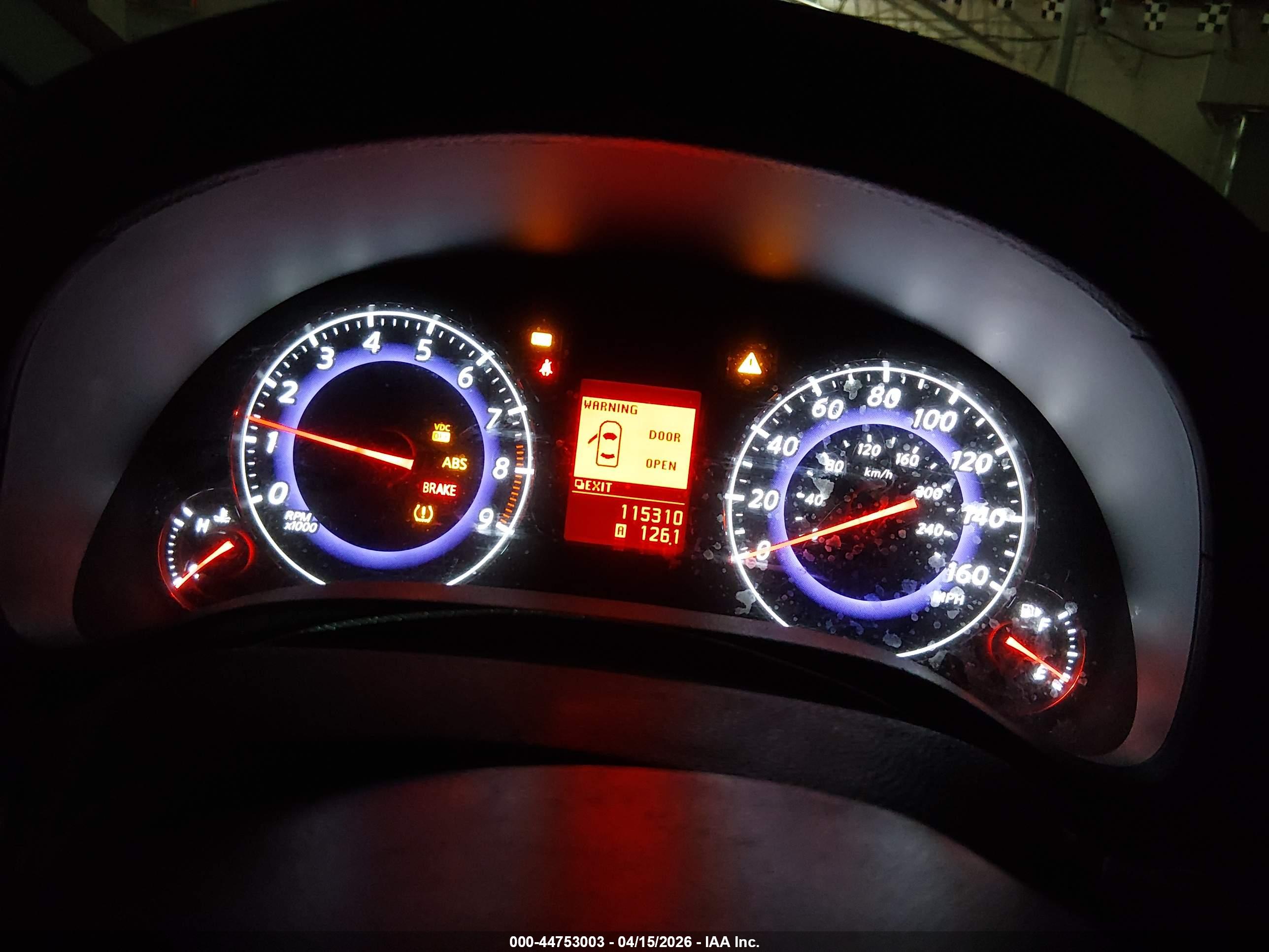 INFINITI G37 image 7