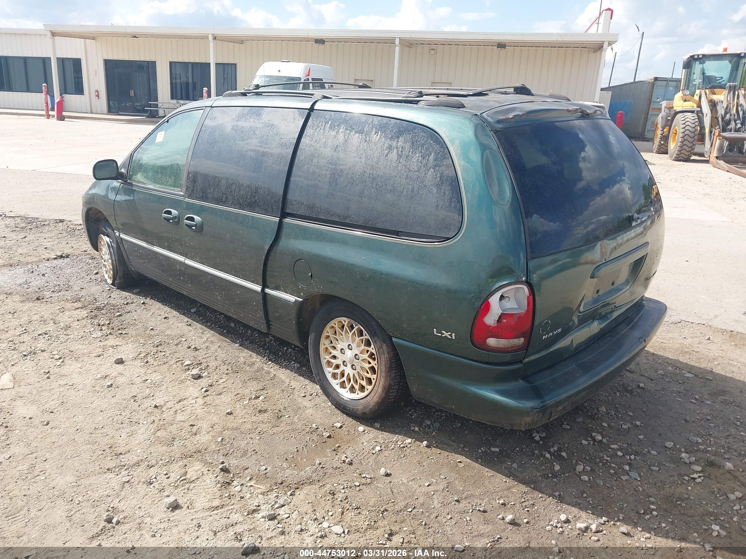 CHRYSLER TOWN image 3