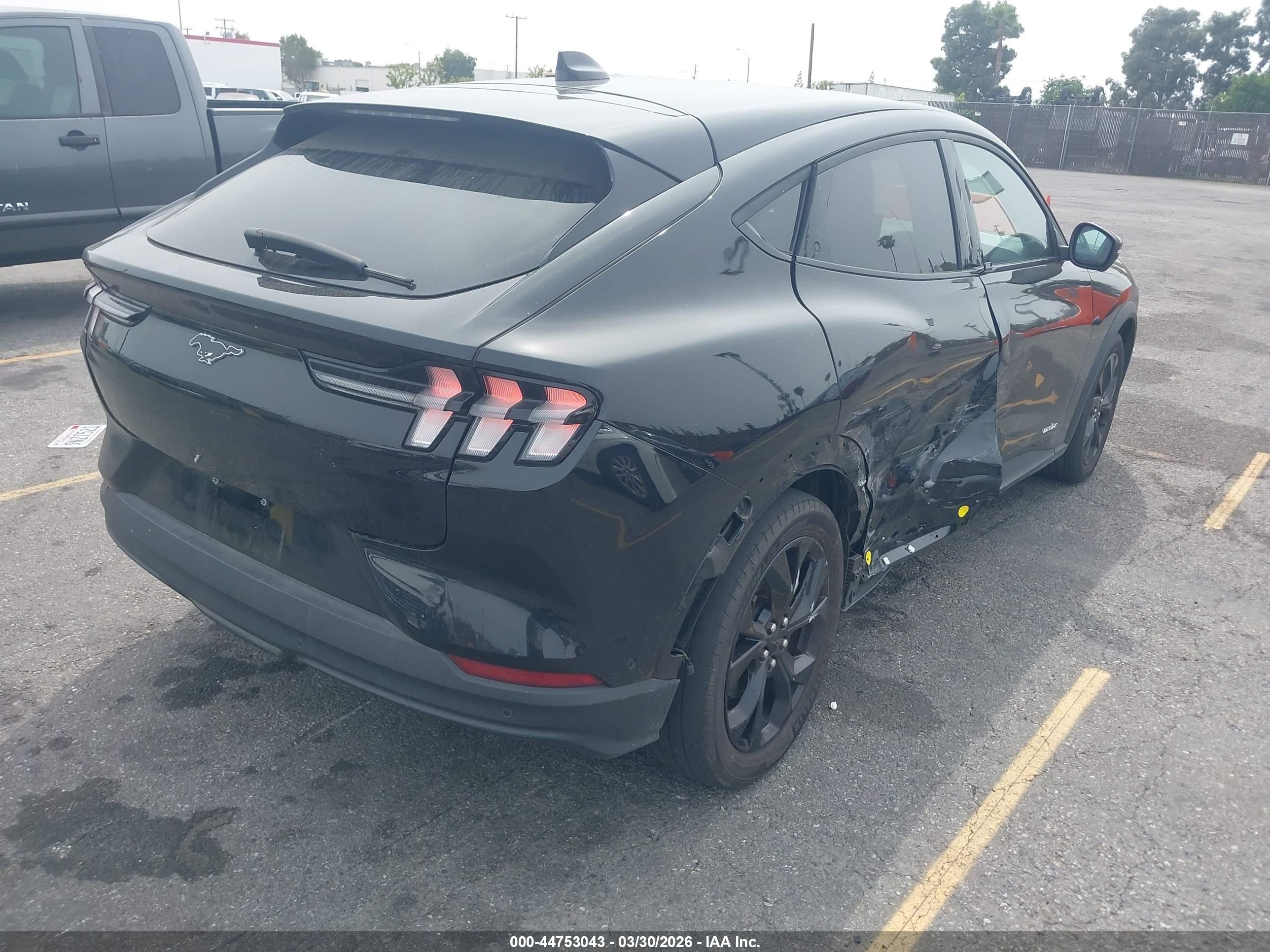 FORD MUSTANG image 4