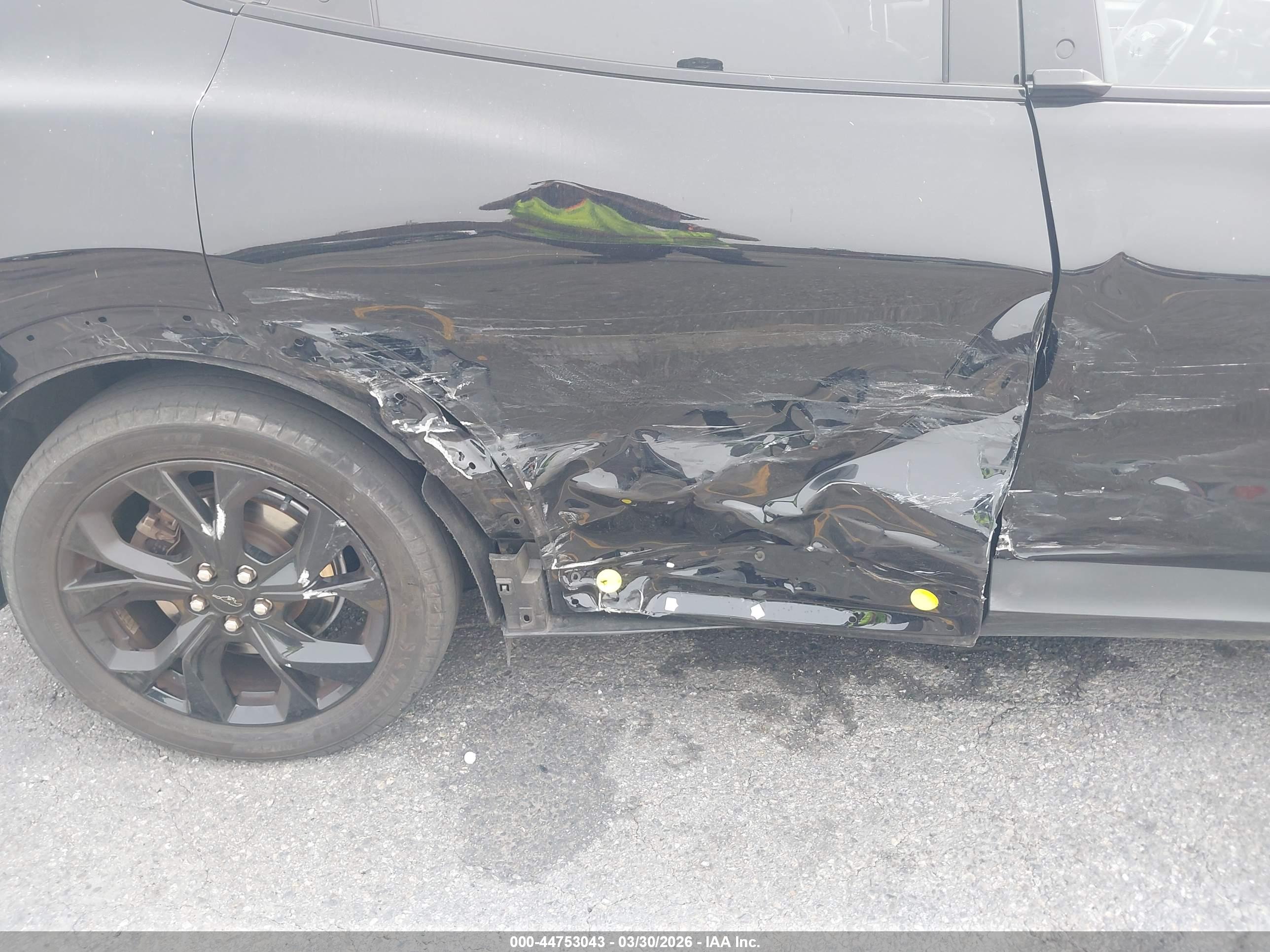 FORD MUSTANG image 6