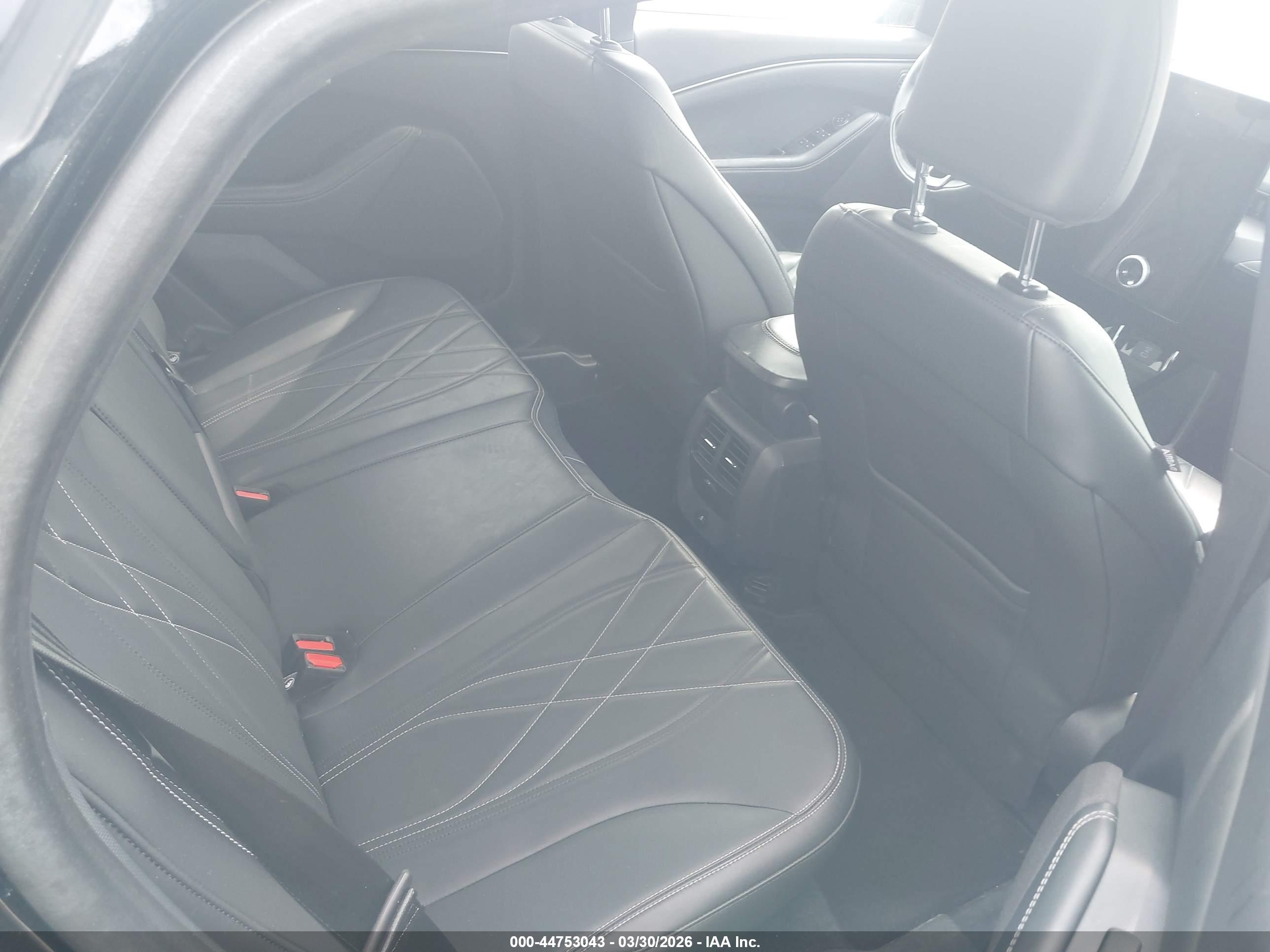 FORD MUSTANG image 8