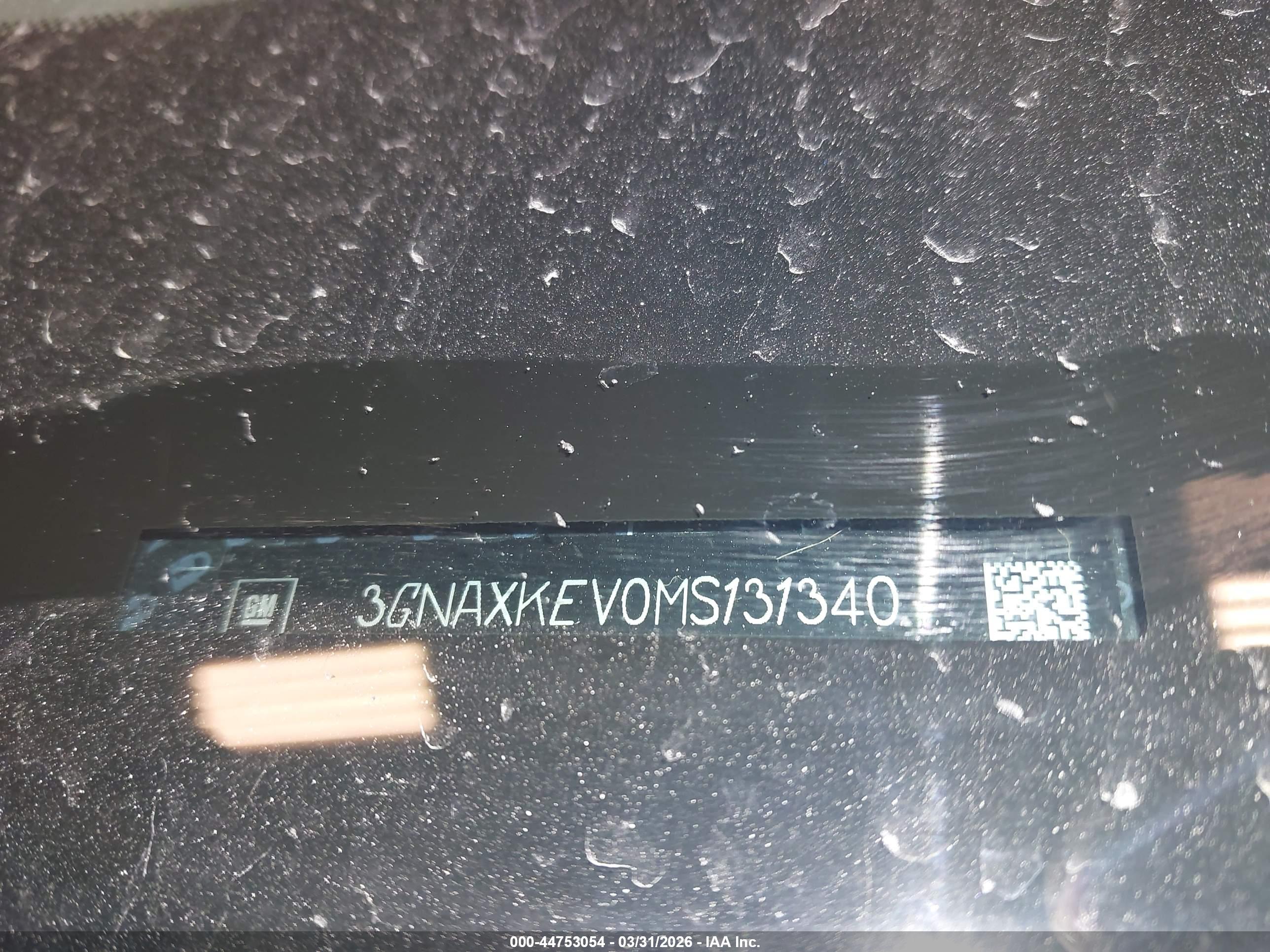 CHEVROLET EQUINOX image 9