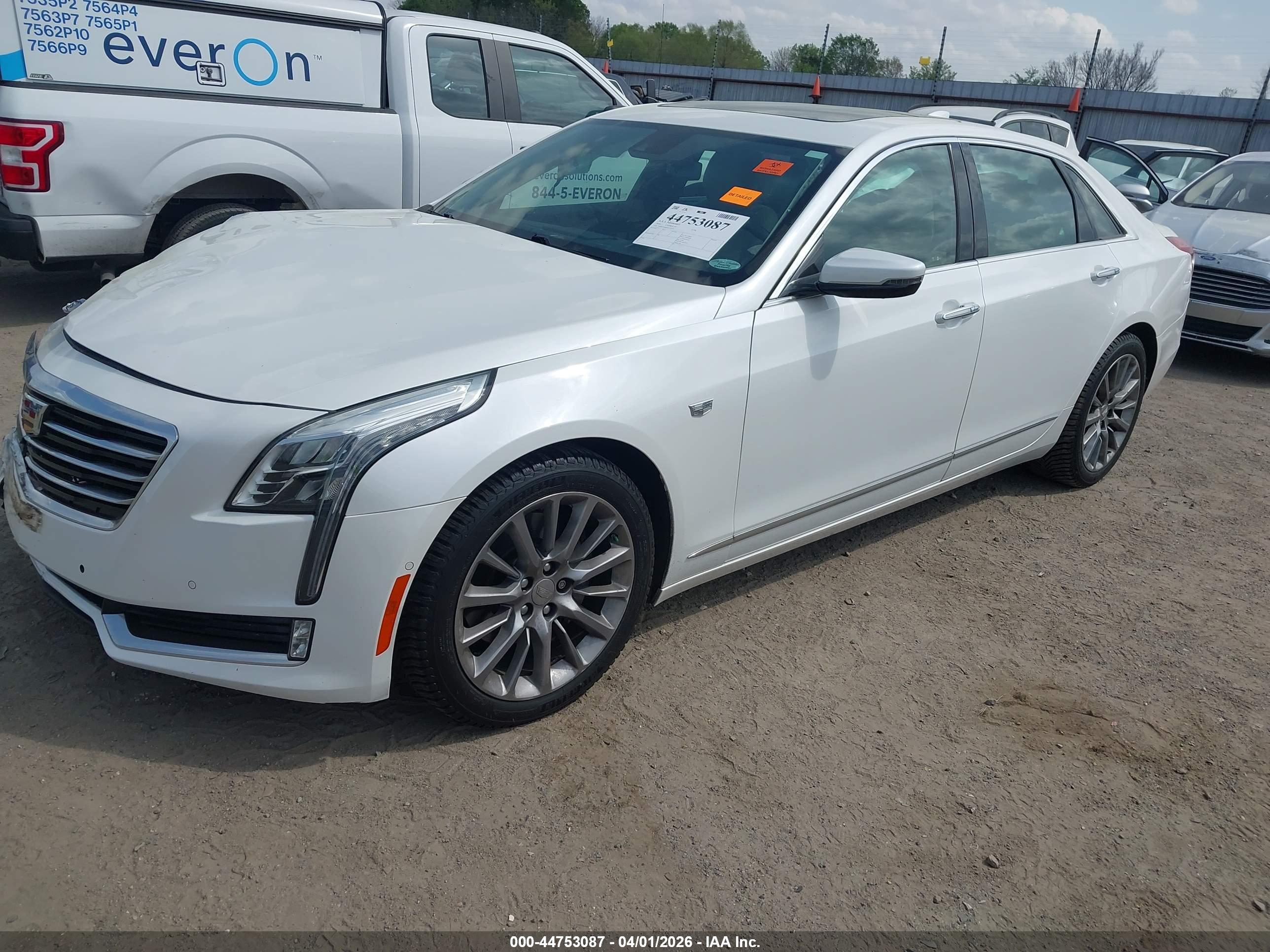 CADILLAC CT6 image 2