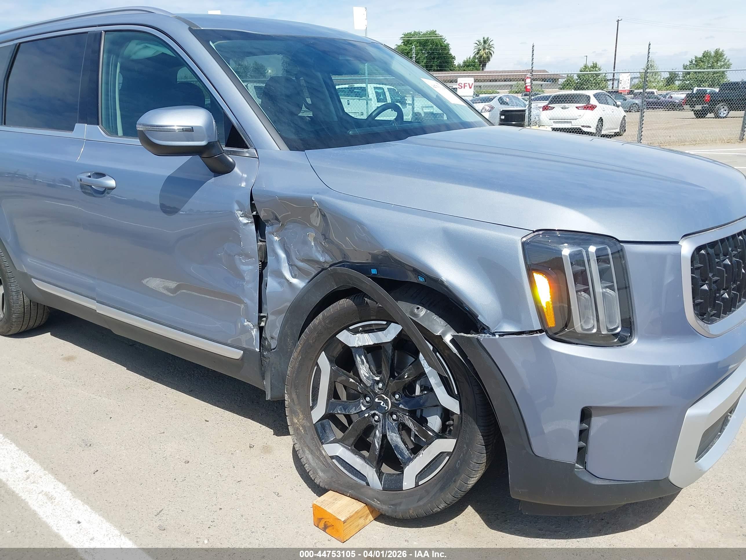 KIA TELLURIDE image 6