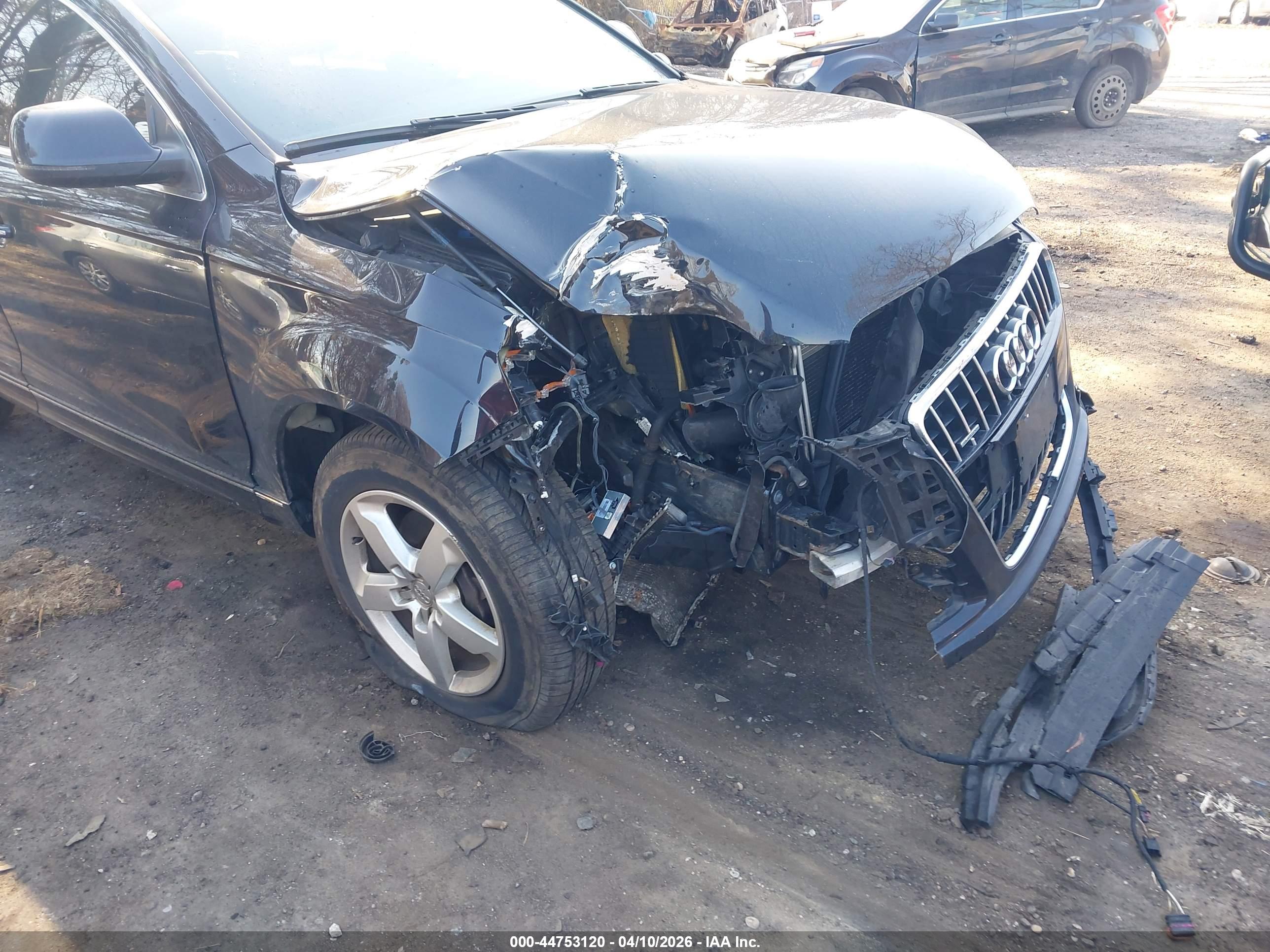 AUDI Q7 image 6