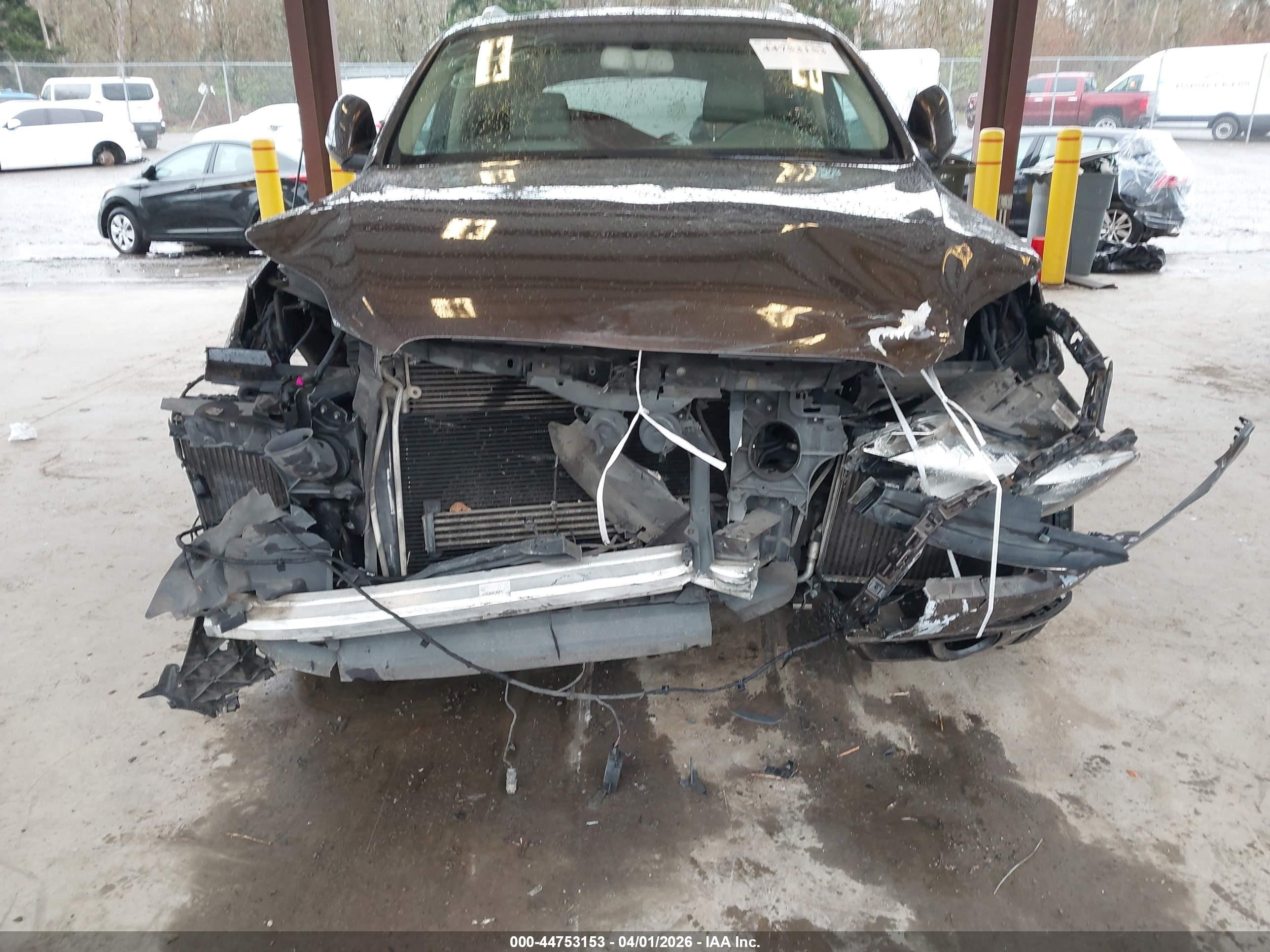 AUDI Q7 image 6