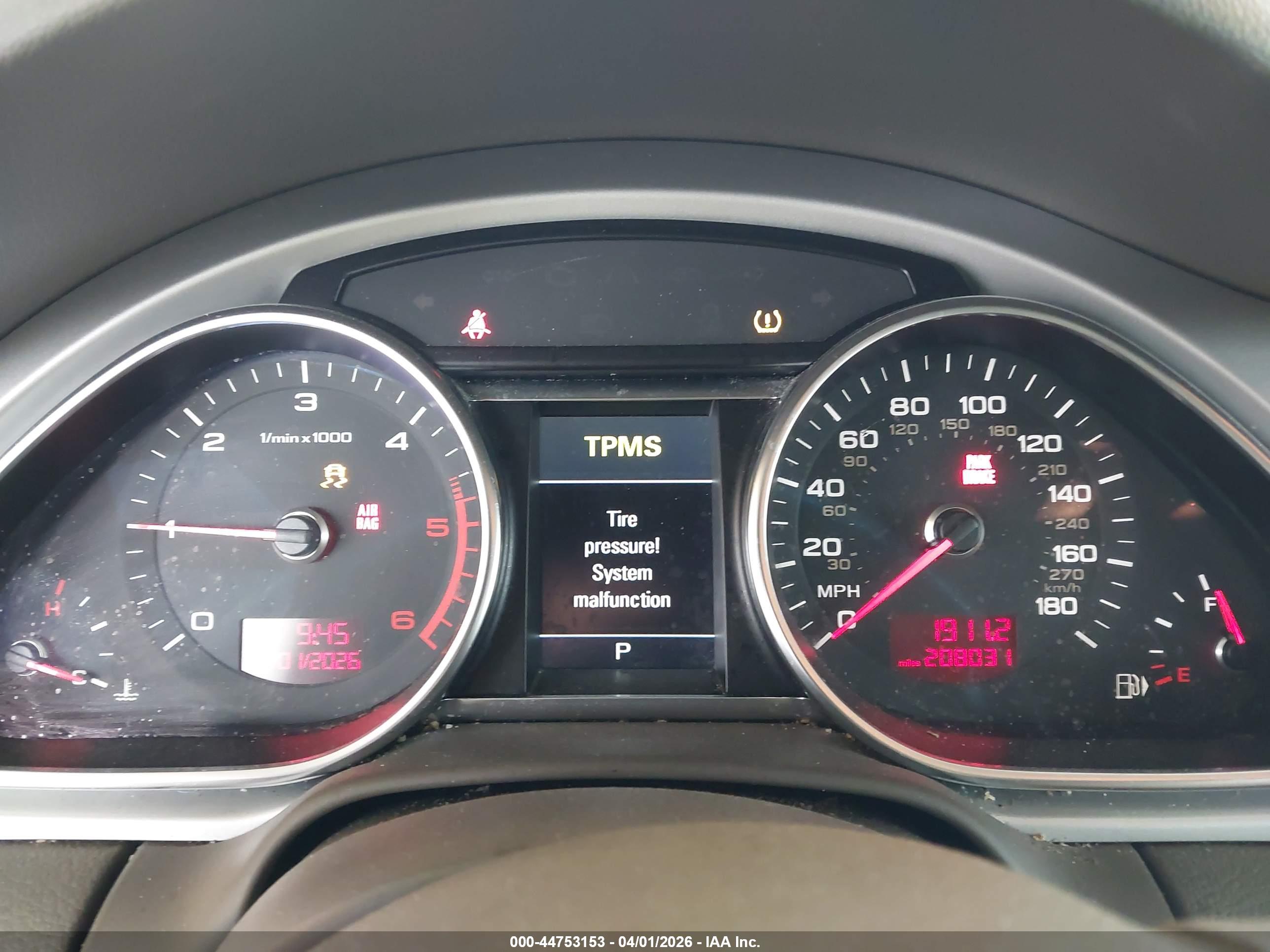 AUDI Q7 image 7