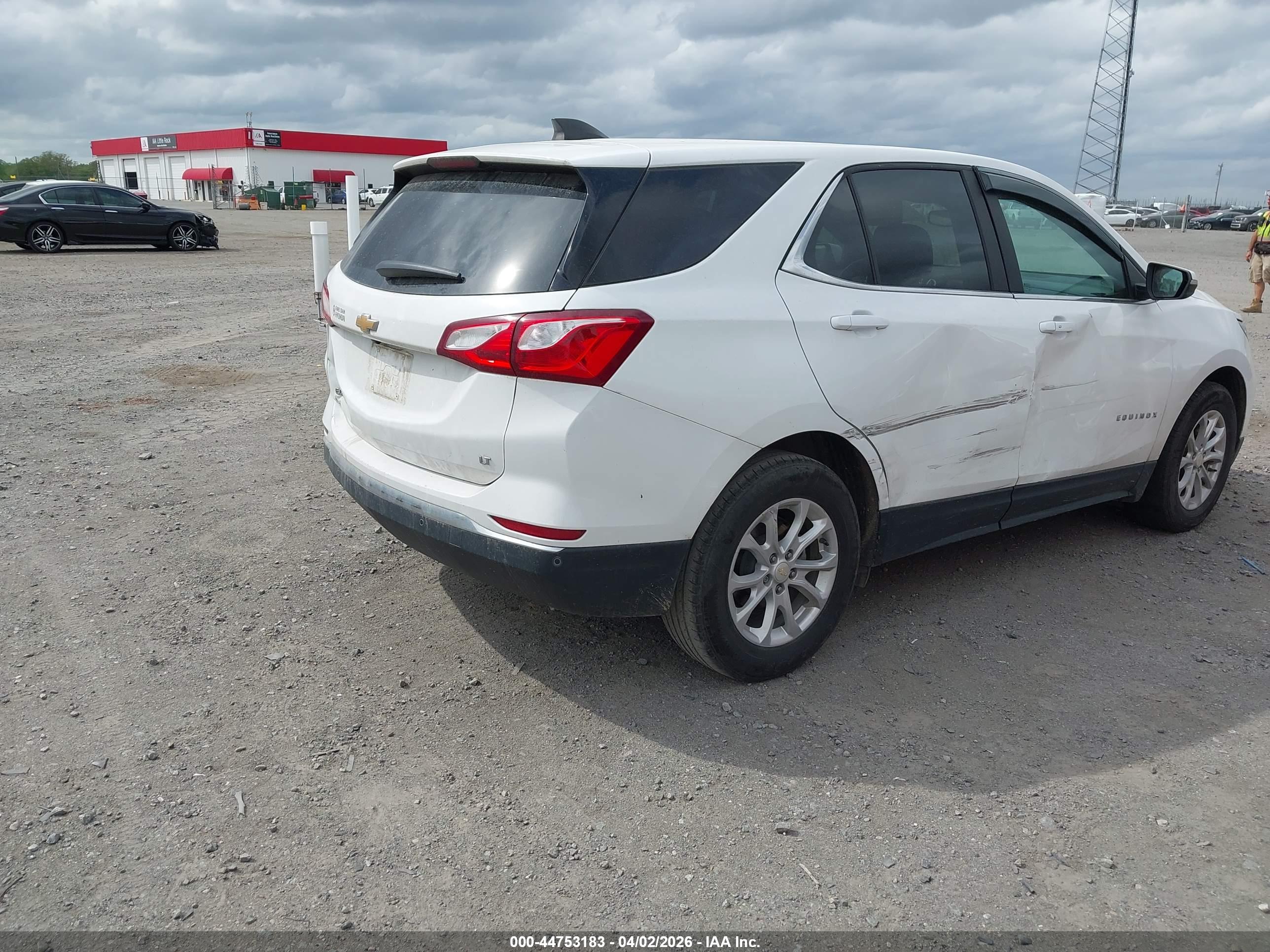 CHEVROLET EQUINOX image 4