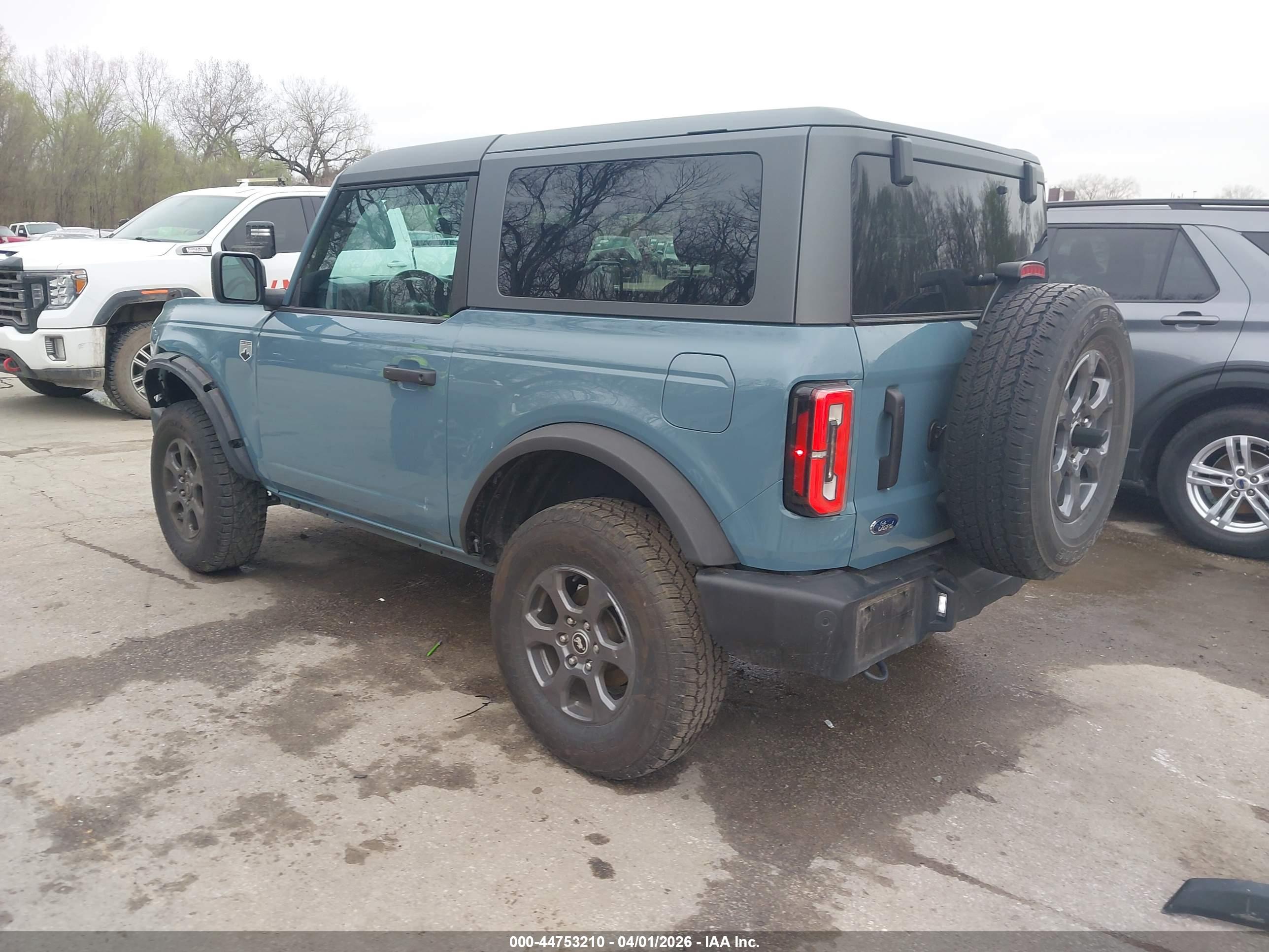 FORD BRONCO image 3