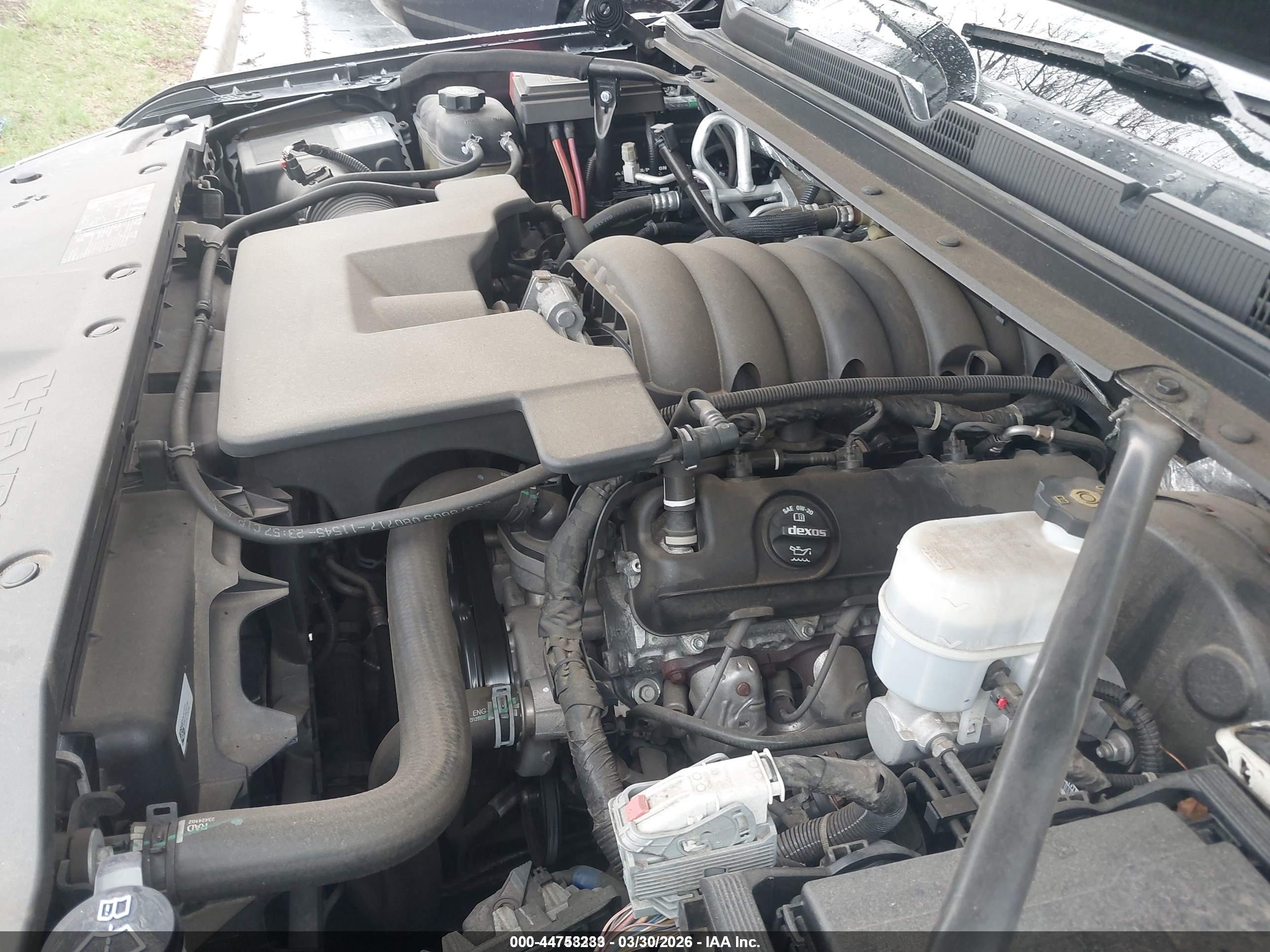 CHEVROLET SUBURBAN image 10