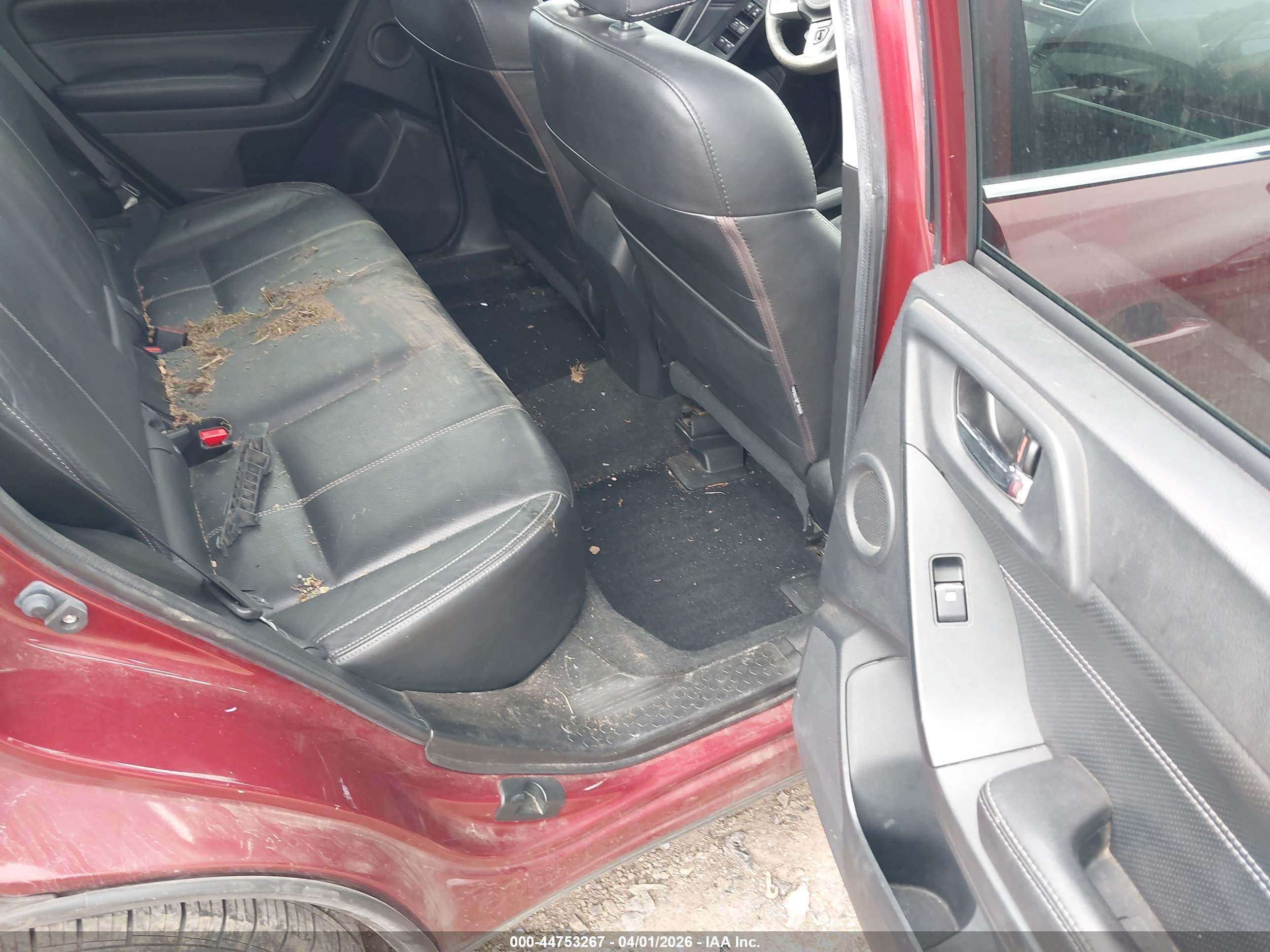 SUBARU FORESTER image 8