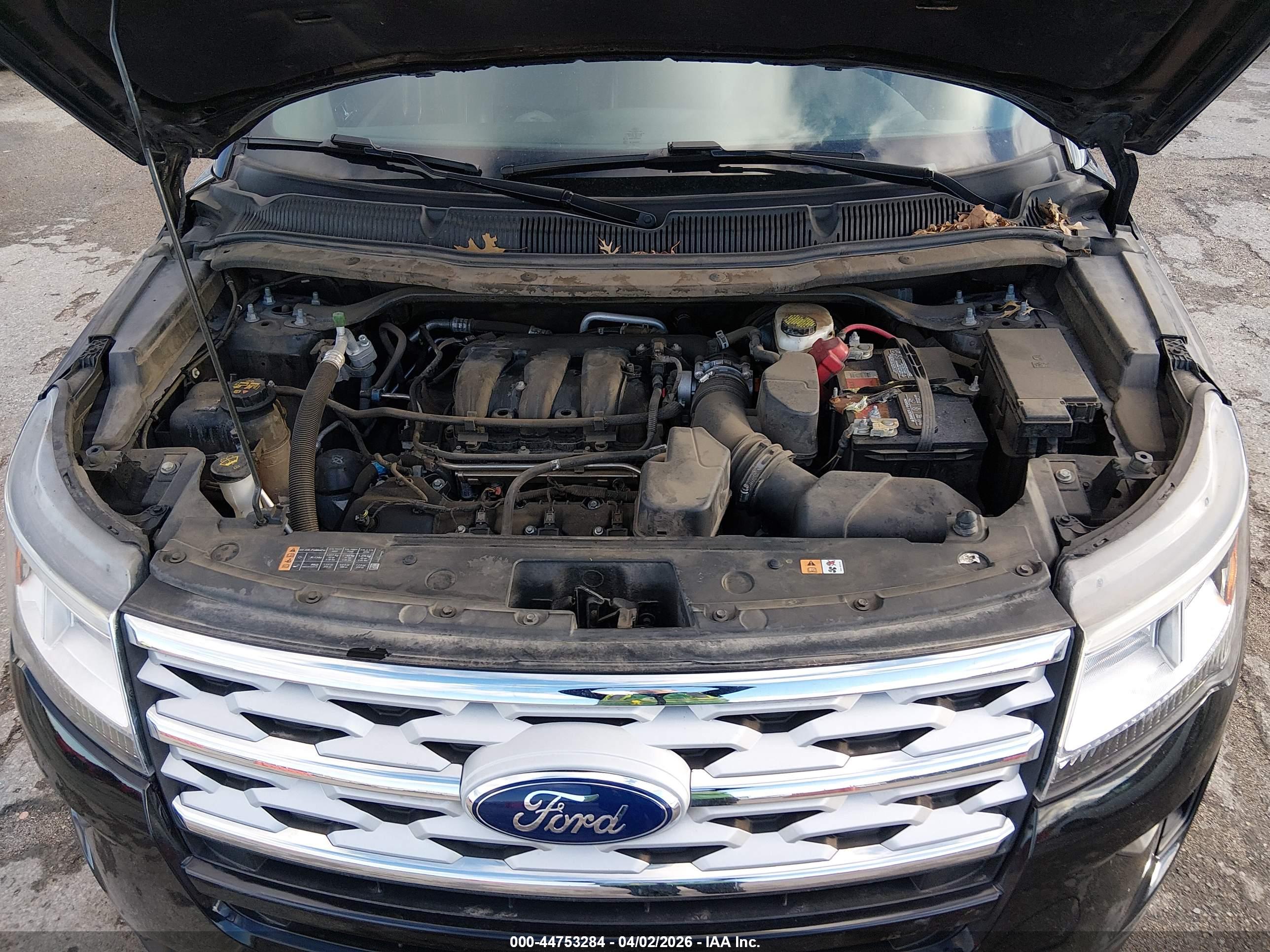 FORD EXPLORER image 10