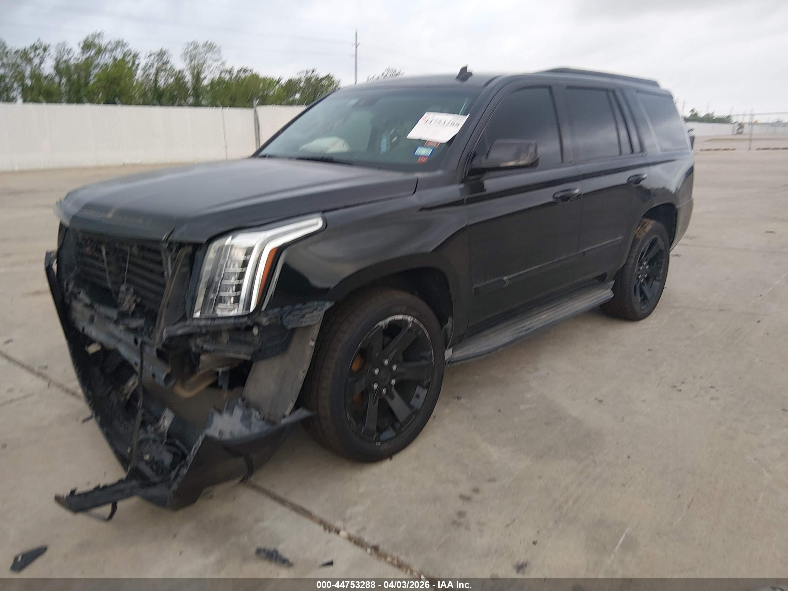 CADILLAC ESCALADE image 2