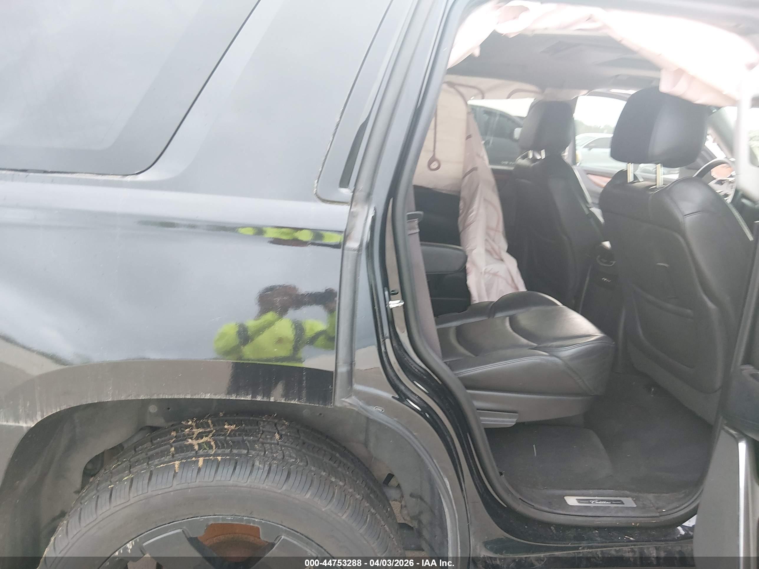 CADILLAC ESCALADE image 8
