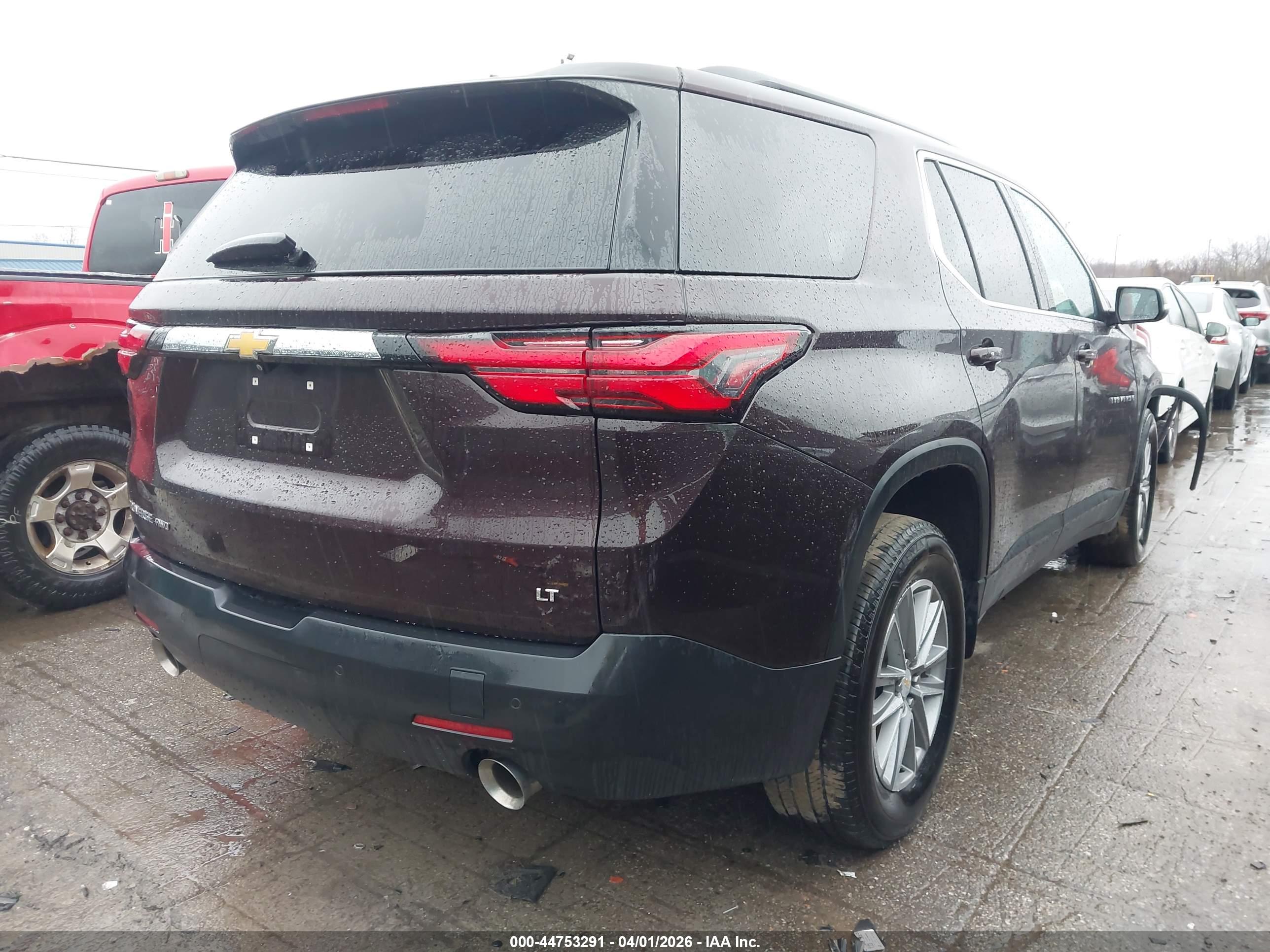 CHEVROLET TRAVERSE image 4