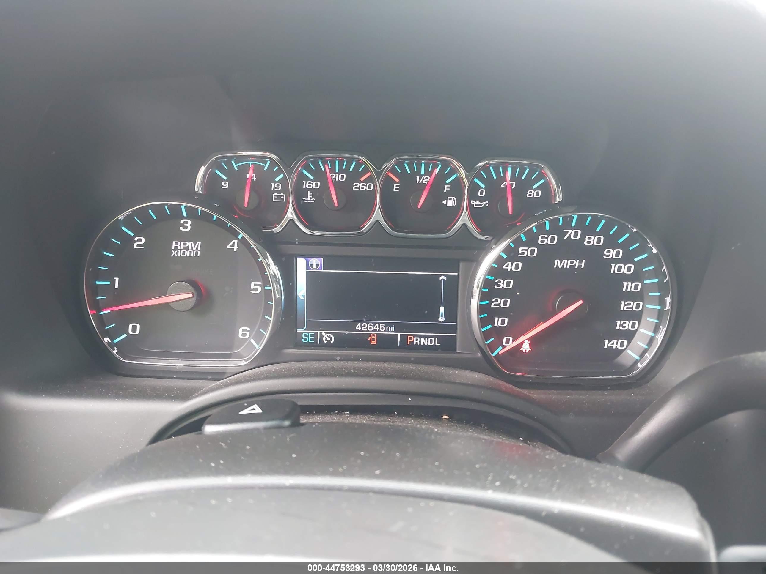 CHEVROLET SUBURBAN image 7