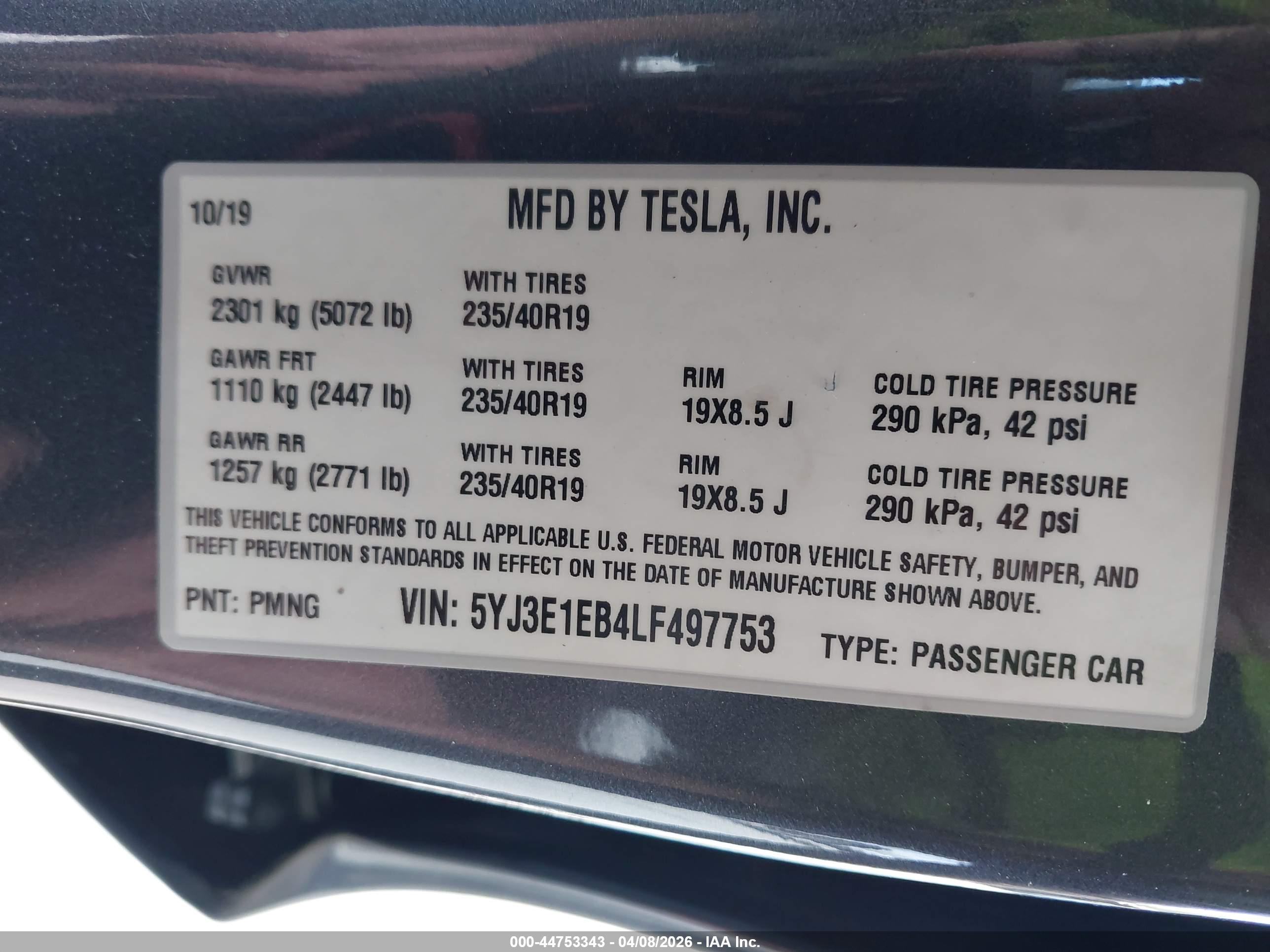 TESLA MODEL image 9