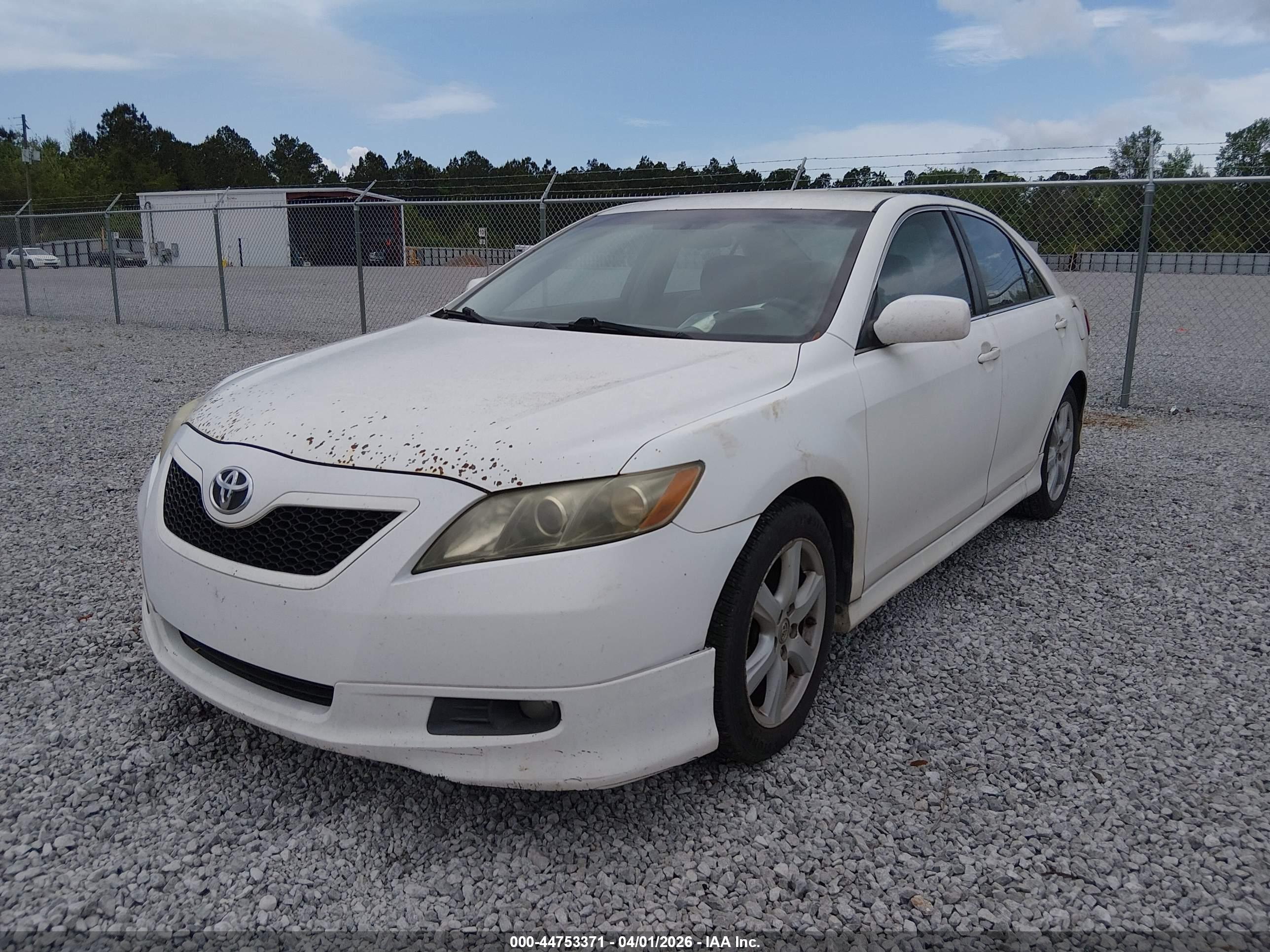 TOYOTA CAMRY image 6