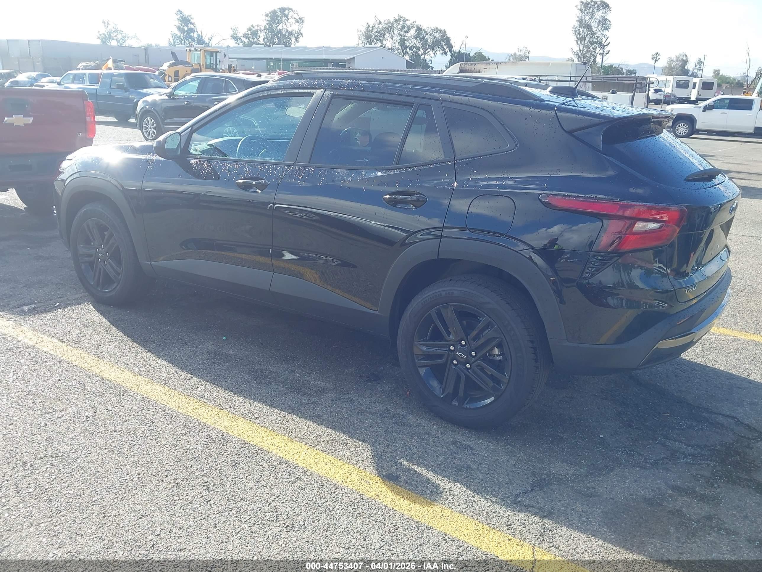 CHEVROLET TRAX image 3