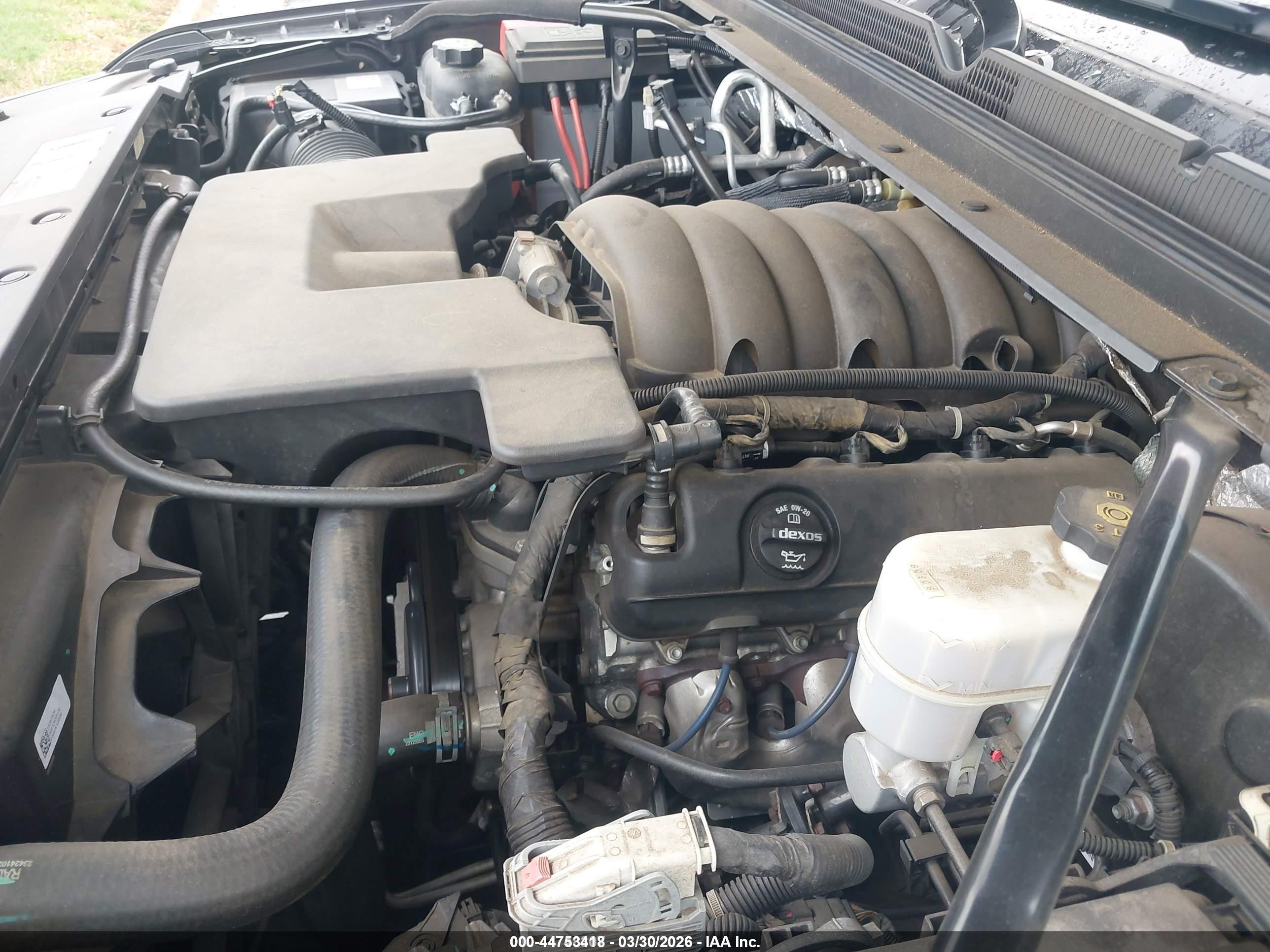 CHEVROLET SUBURBAN image 10