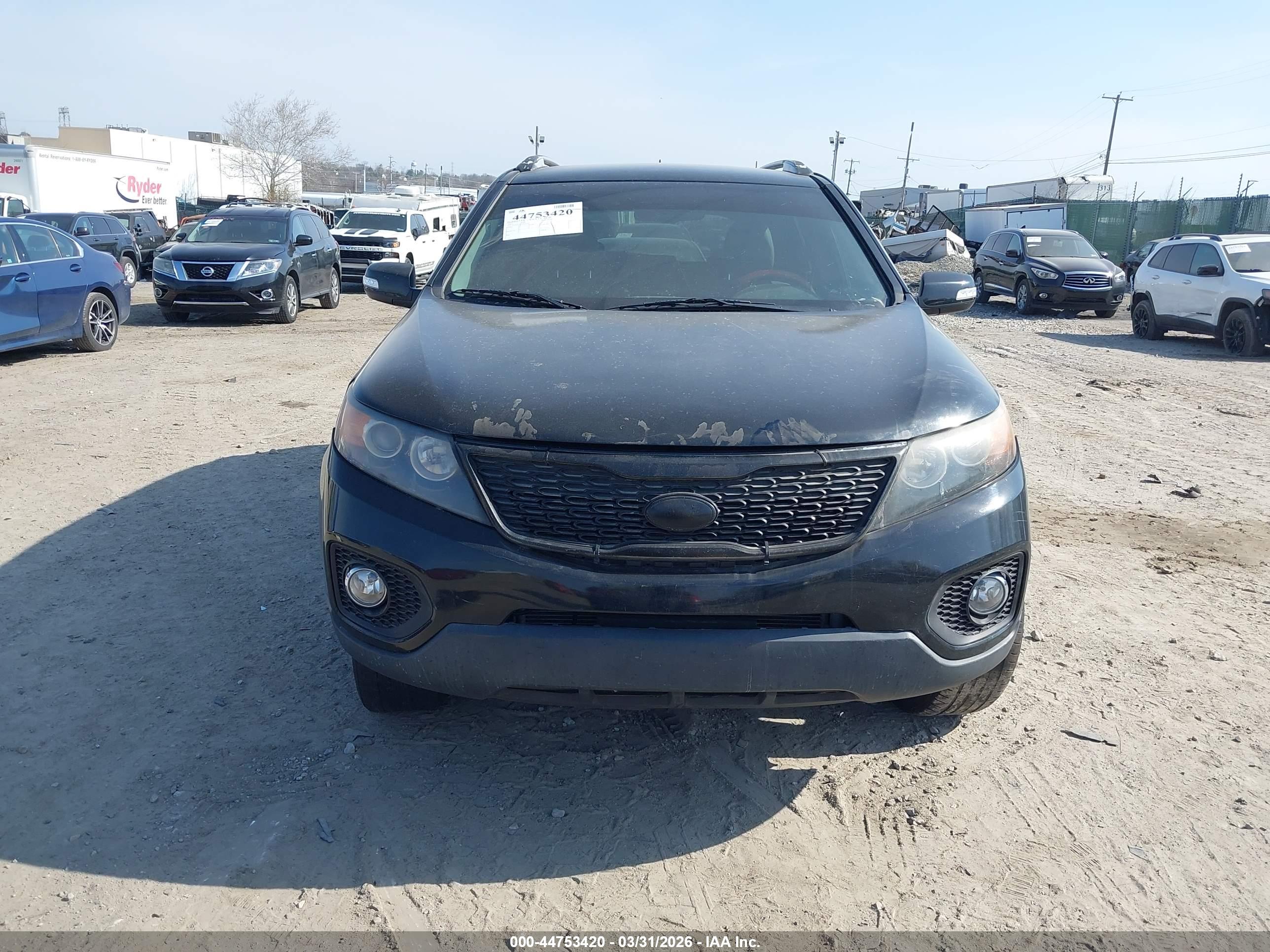 KIA SORENTO image 6