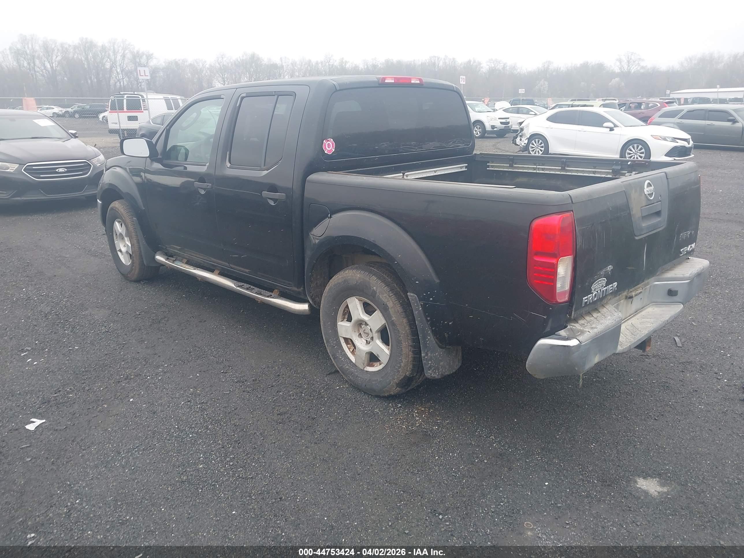 NISSAN FRONTIER image 3