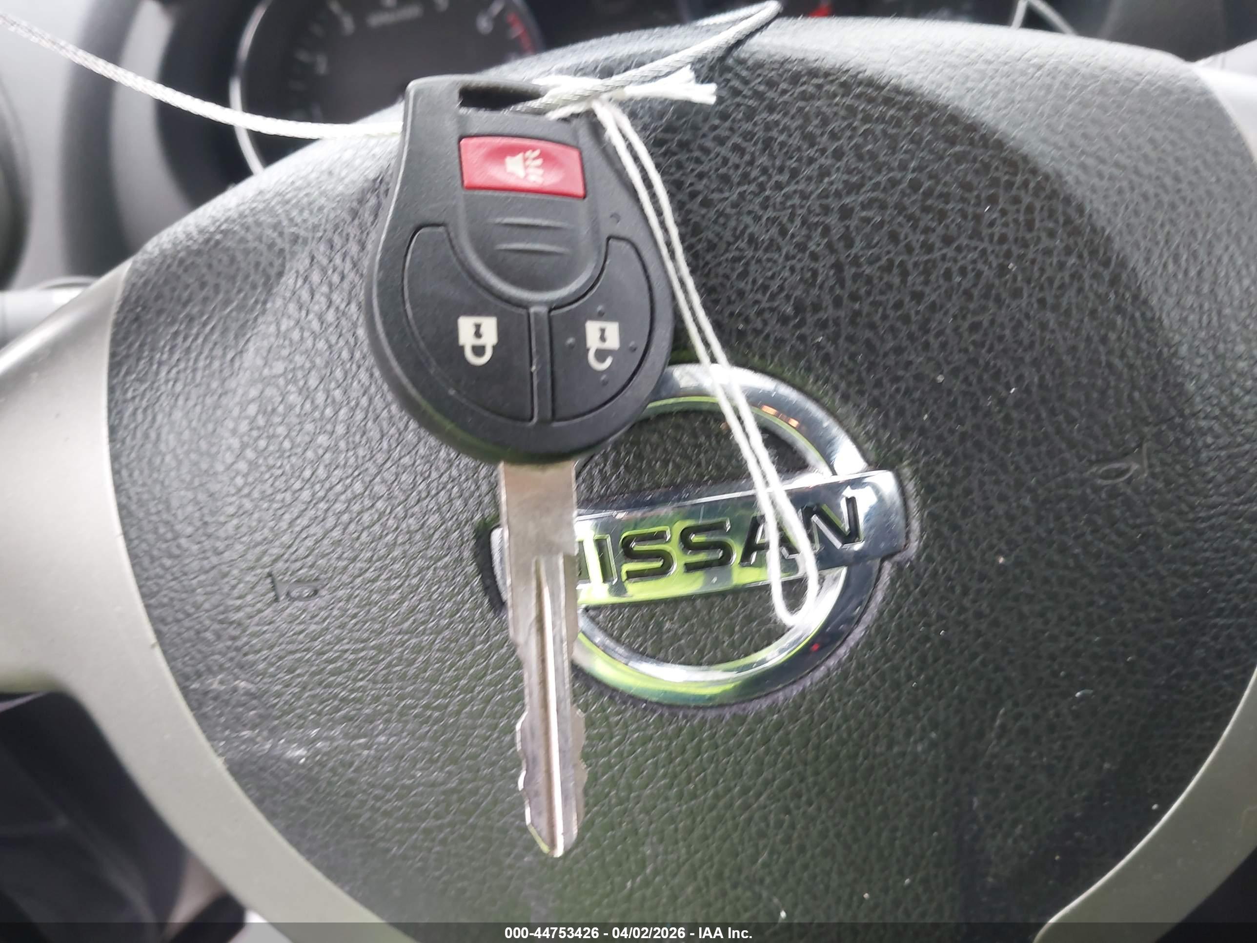 NISSAN ROGUE image 11