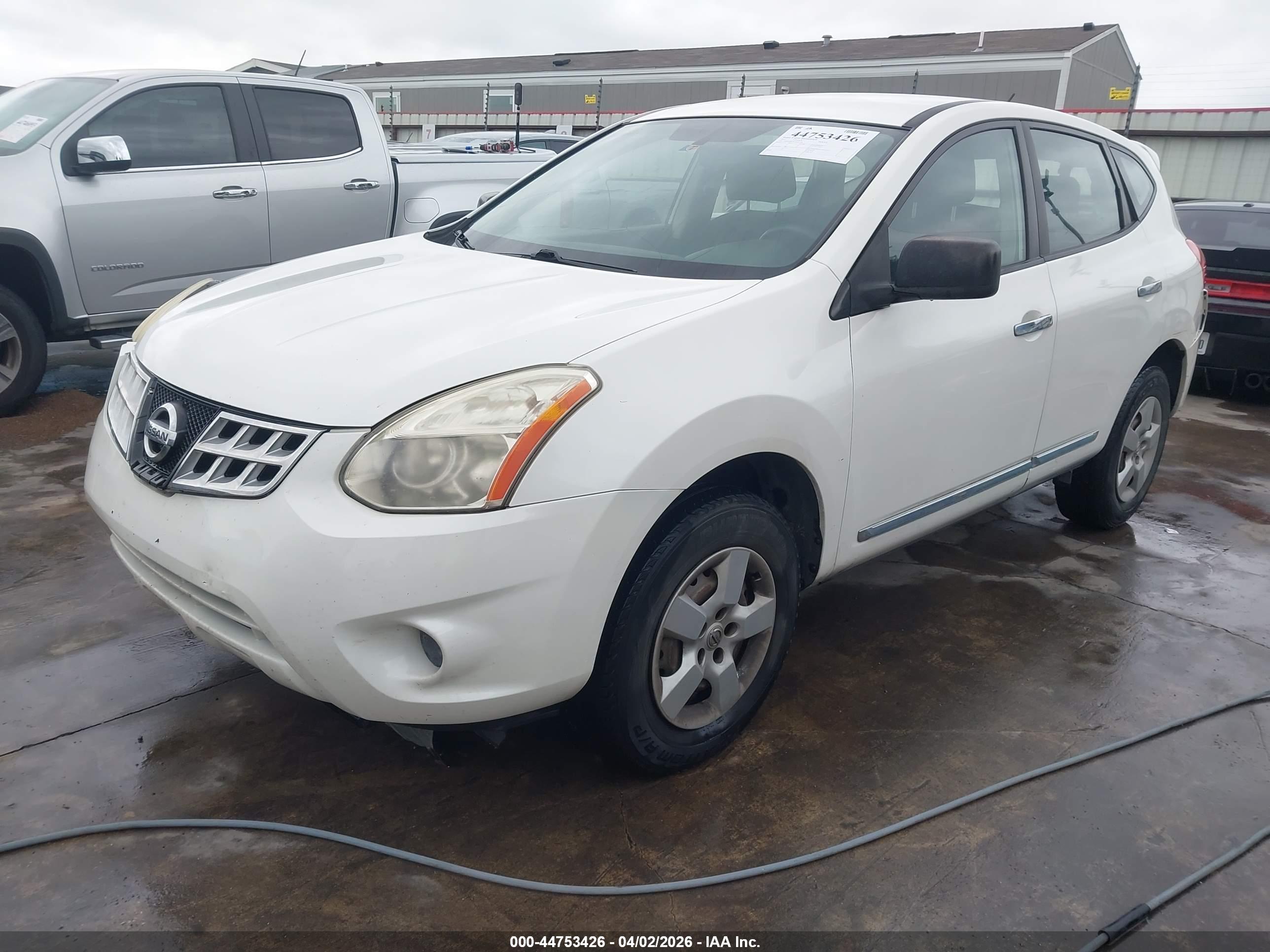 NISSAN ROGUE image 2