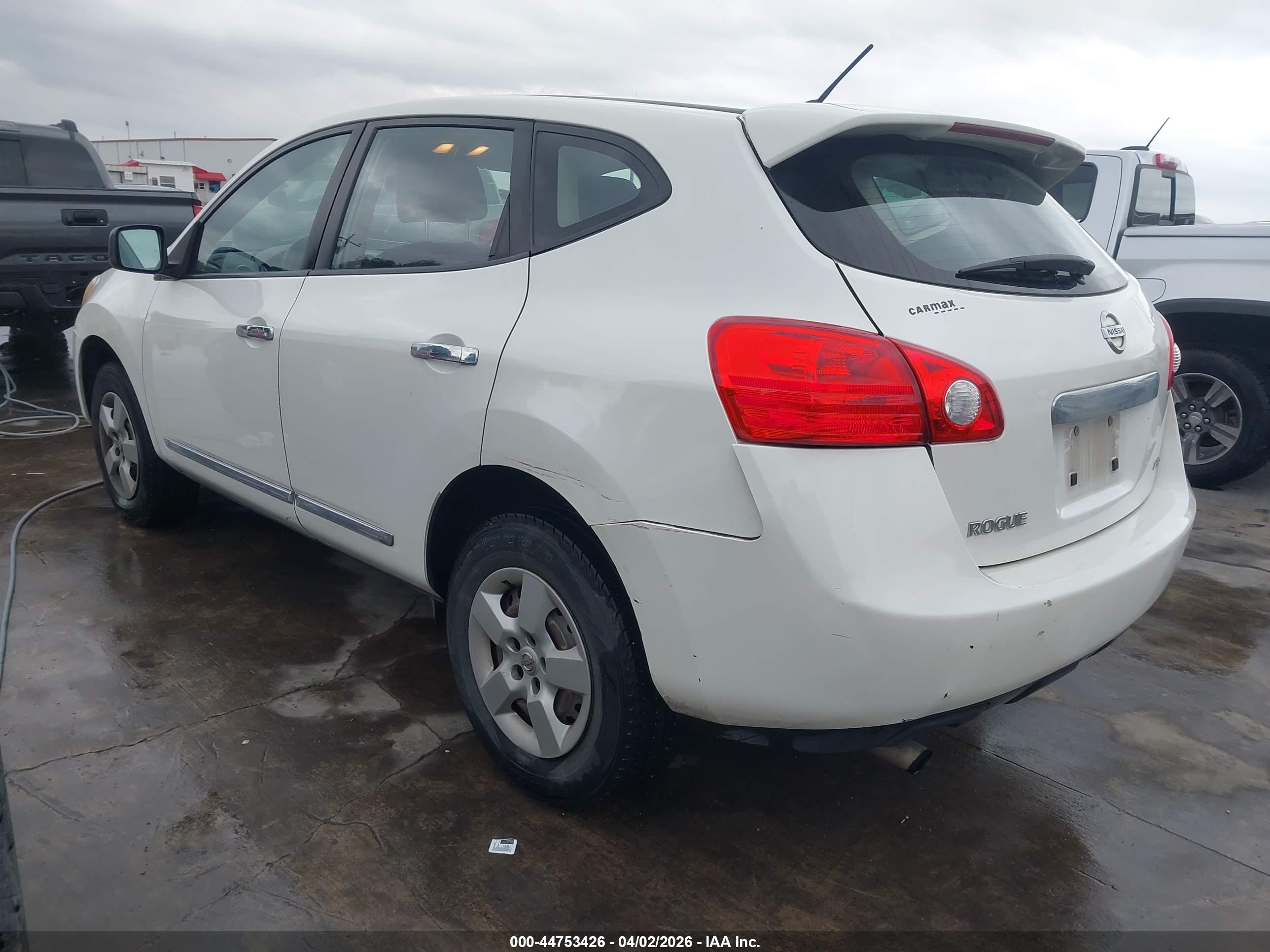 NISSAN ROGUE image 3