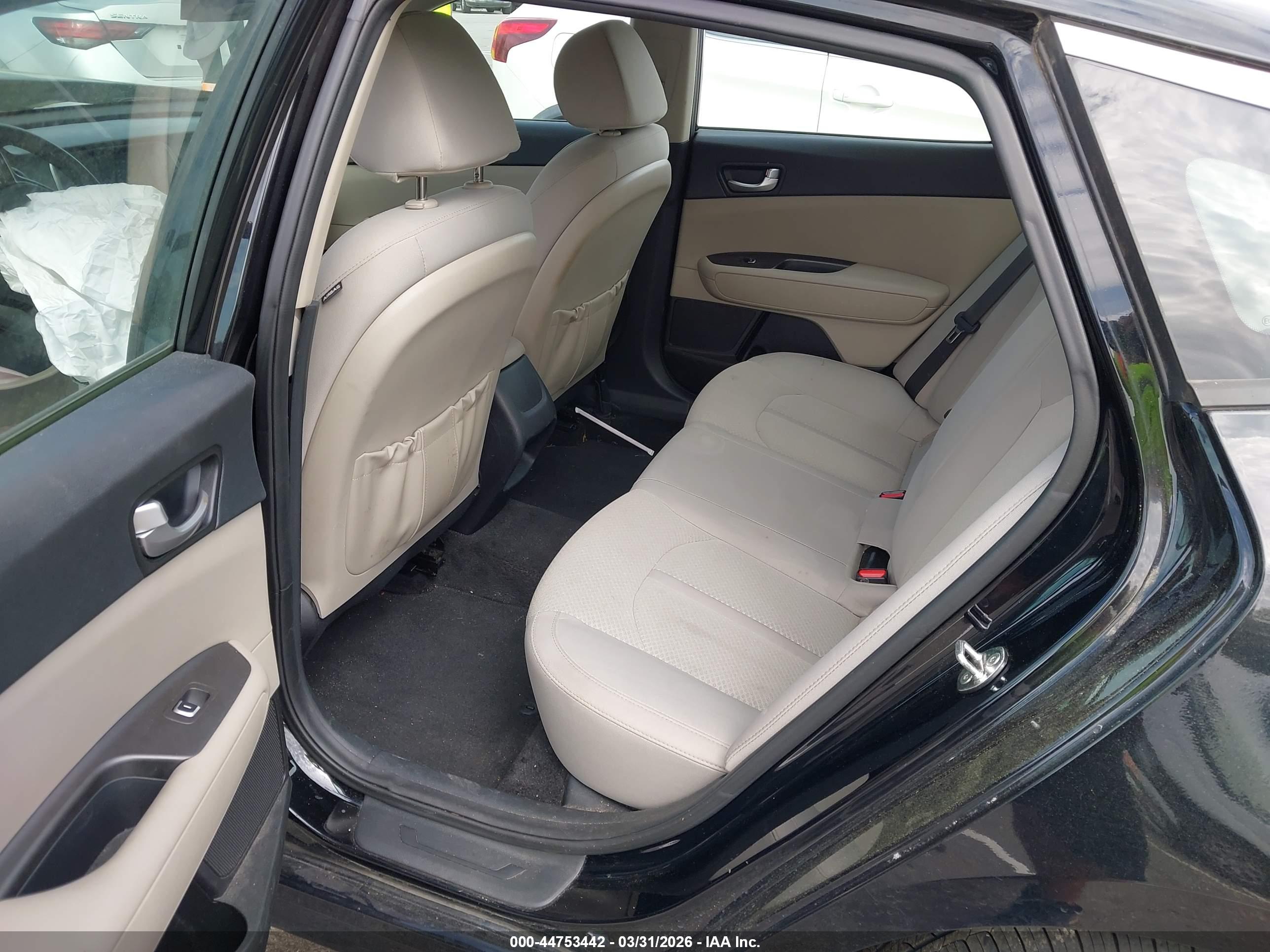 KIA OPTIMA image 8