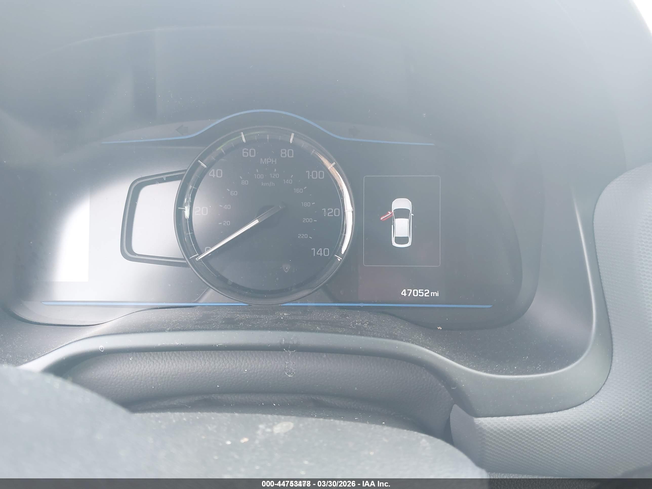 HYUNDAI IONIQ image 7