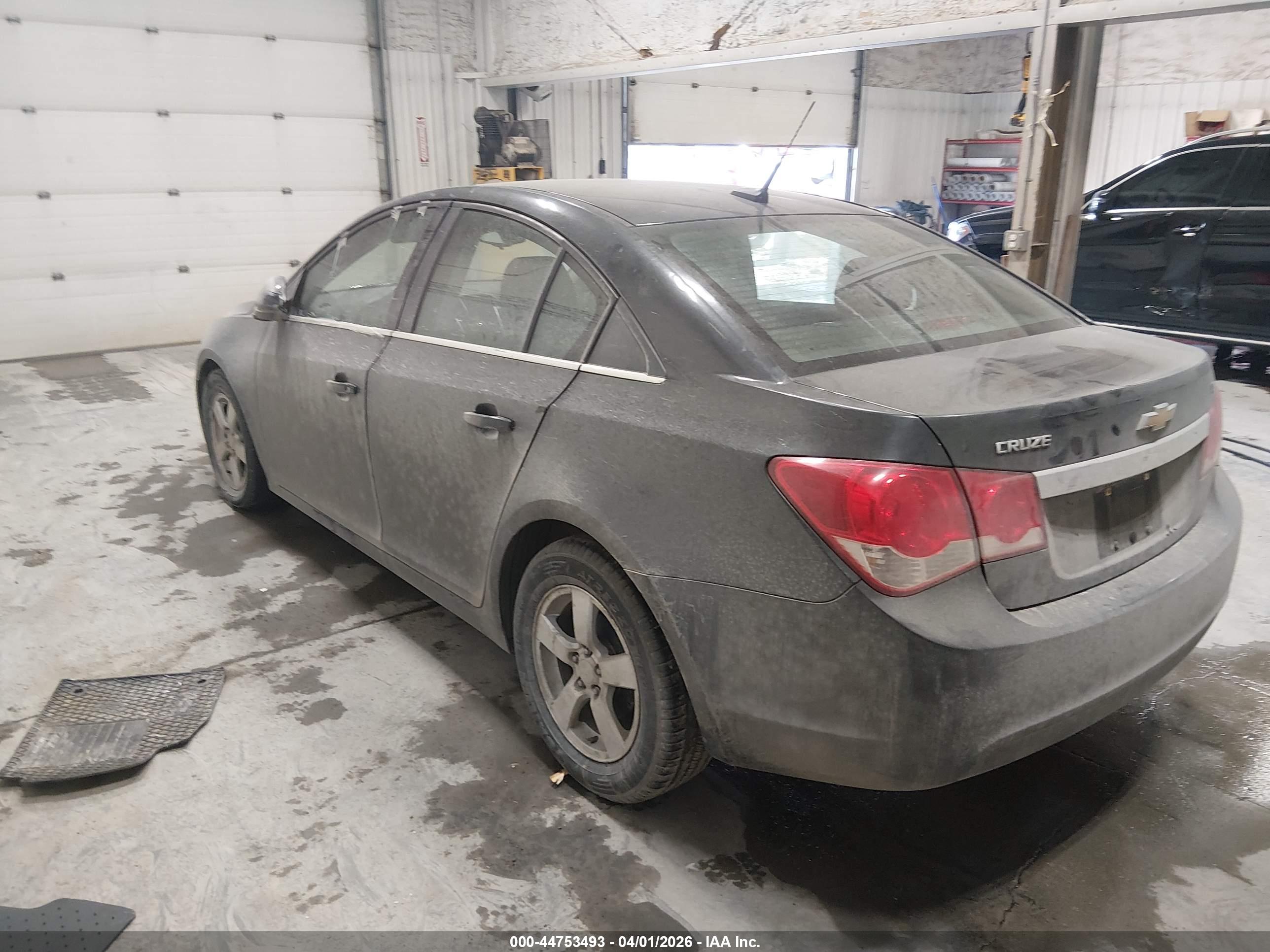 CHEVROLET CRUZE image 3