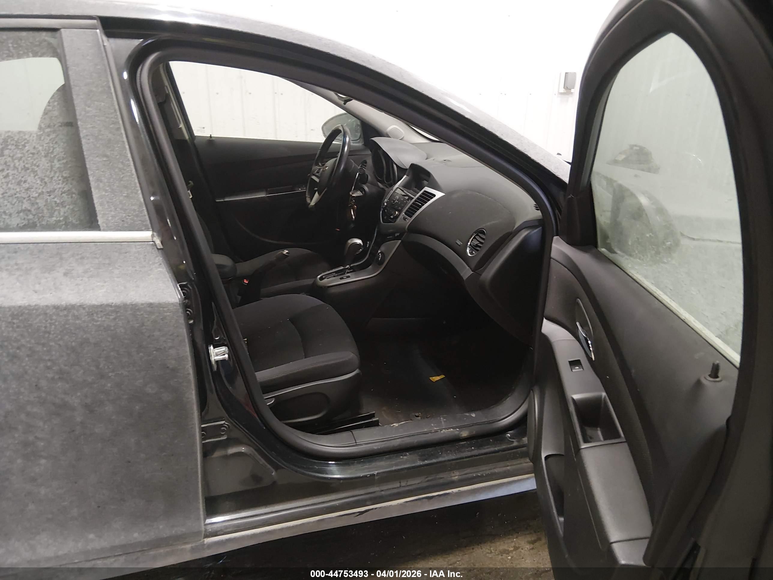 CHEVROLET CRUZE image 5