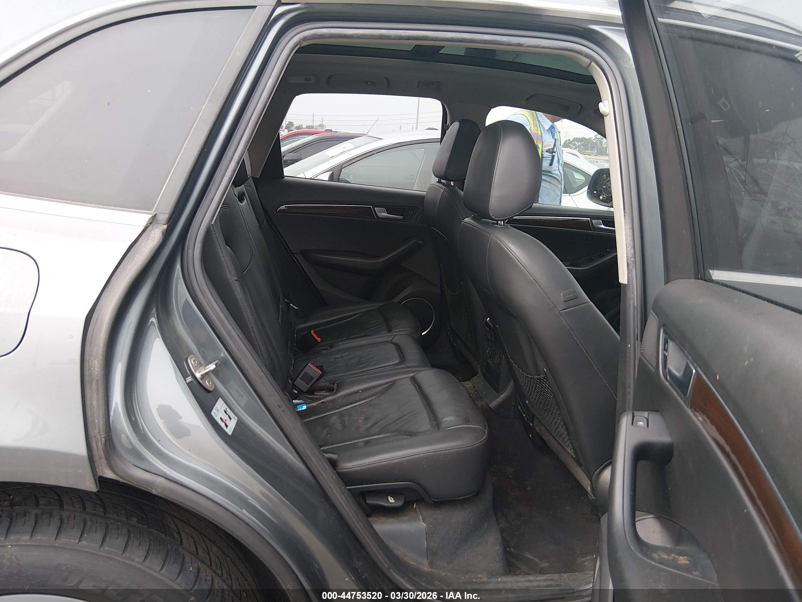 AUDI Q5 image 8
