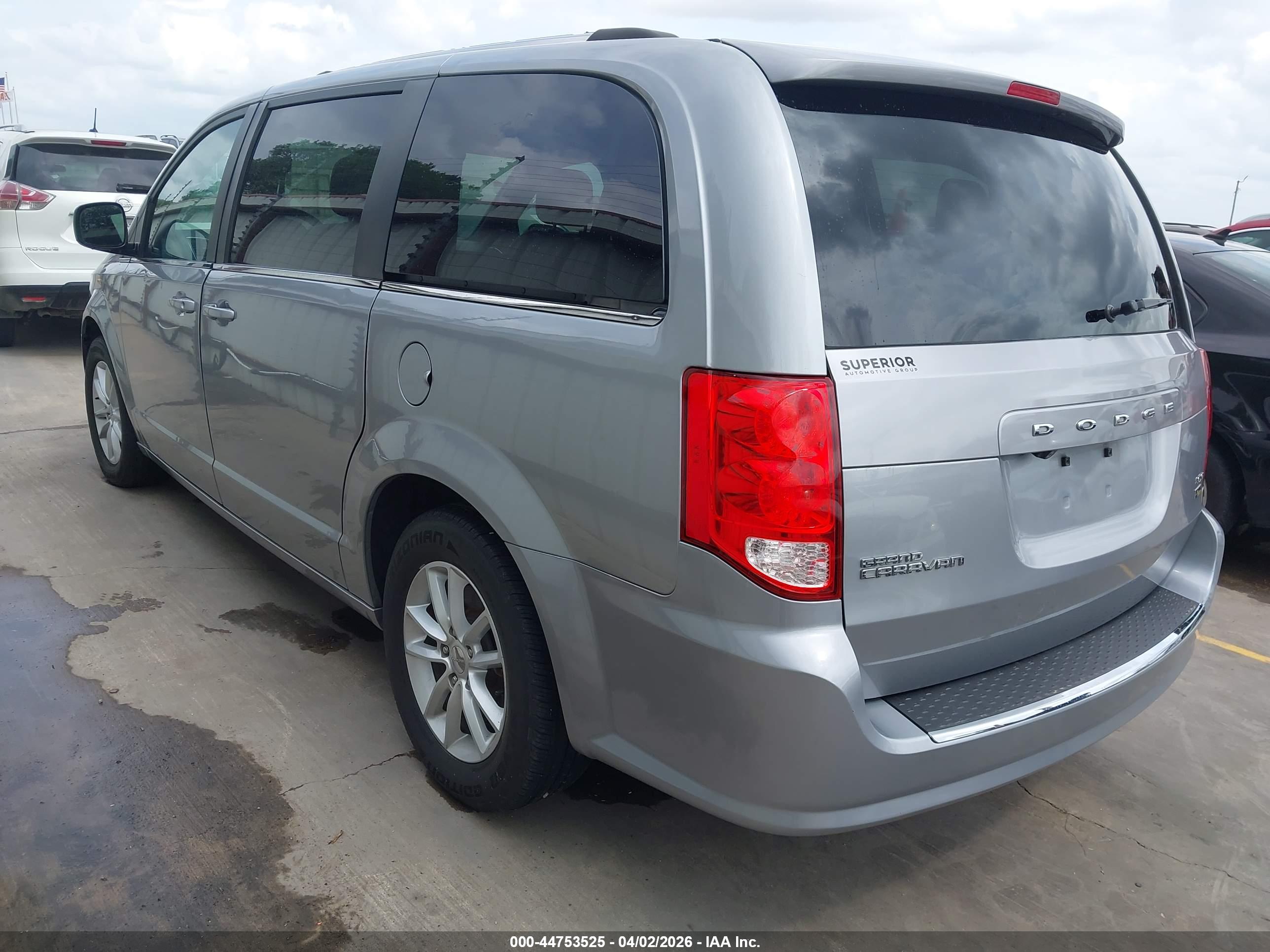 DODGE GRAND image 3