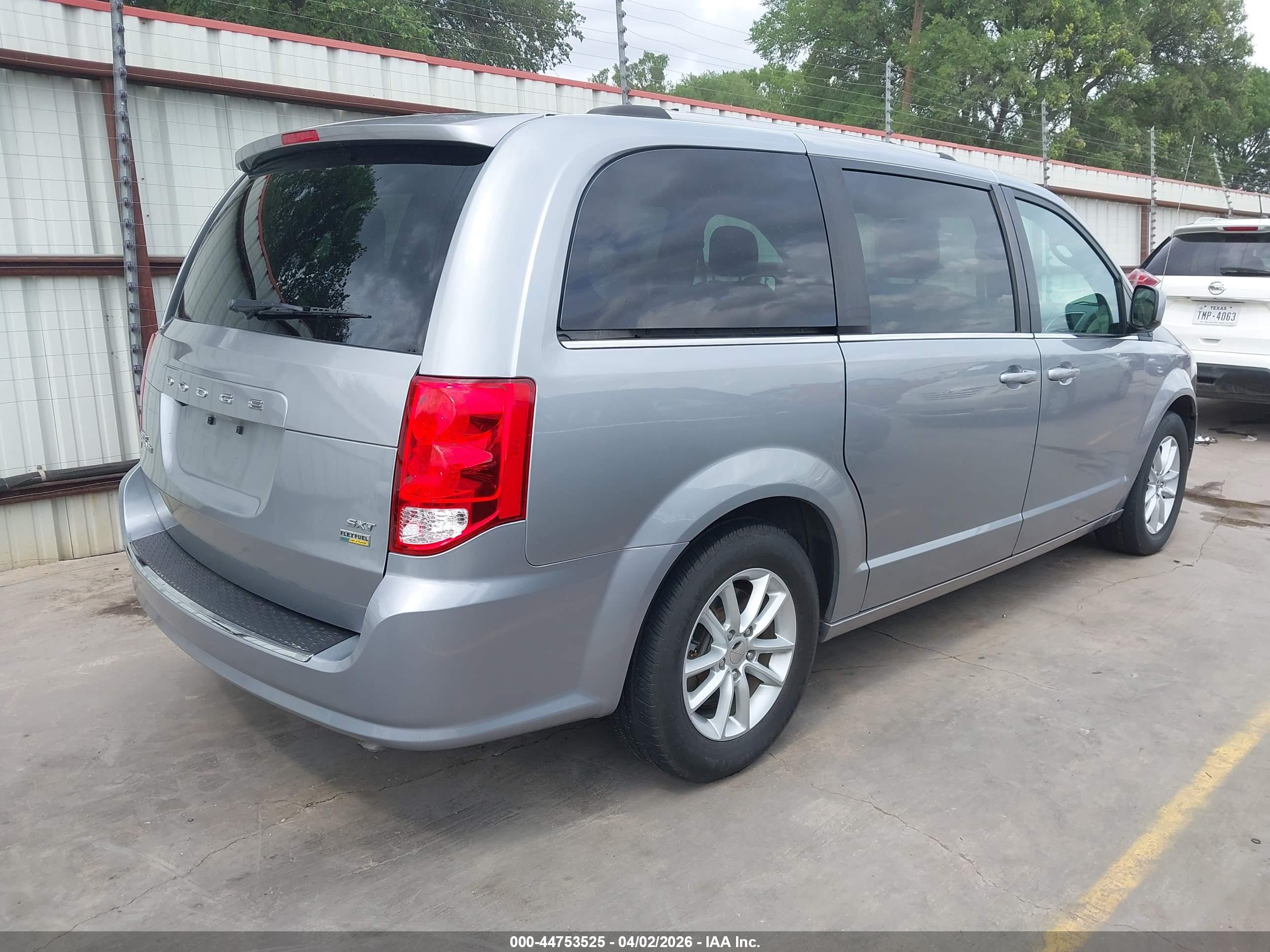 DODGE GRAND image 4
