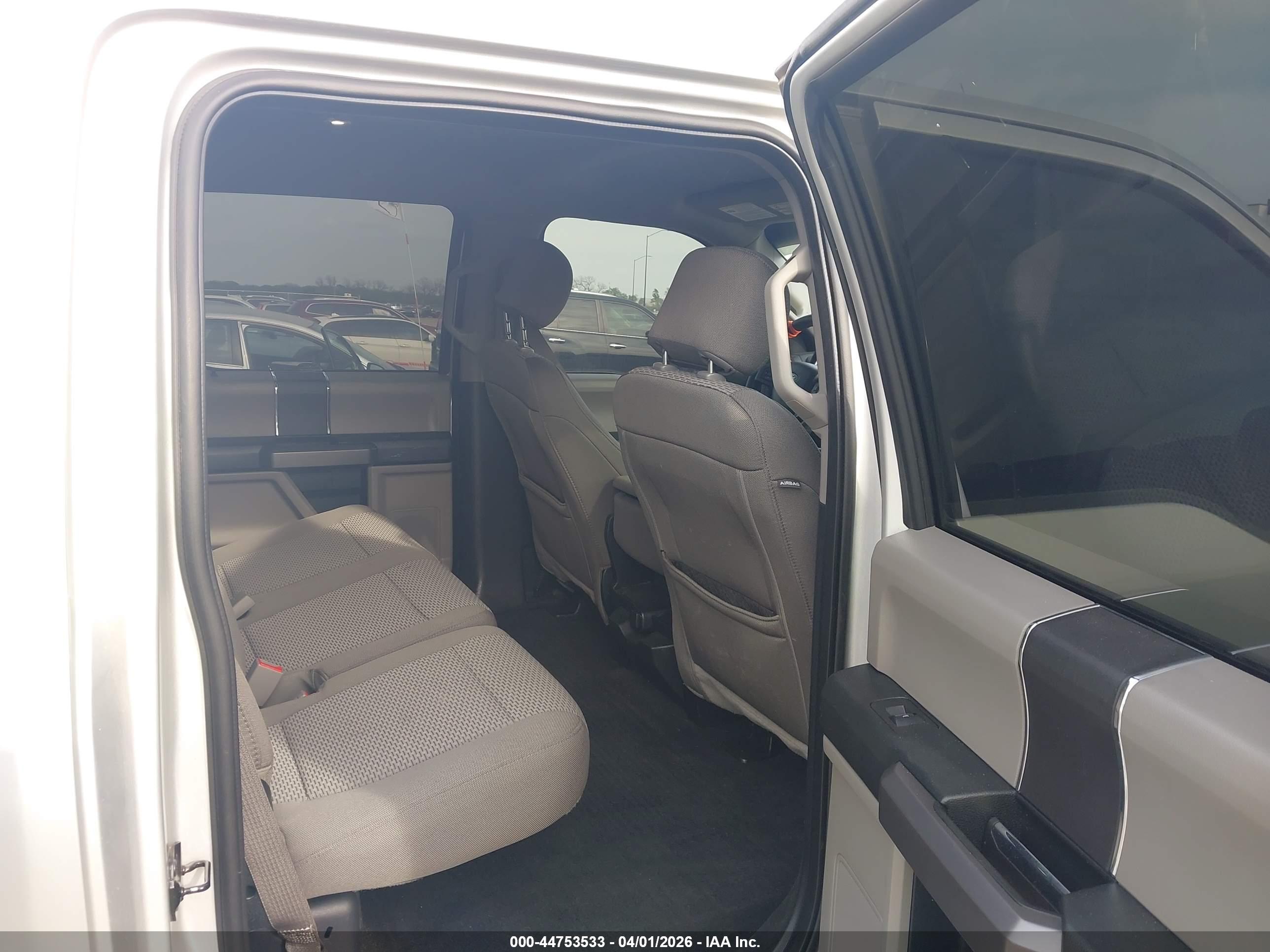 FORD F-150 image 8